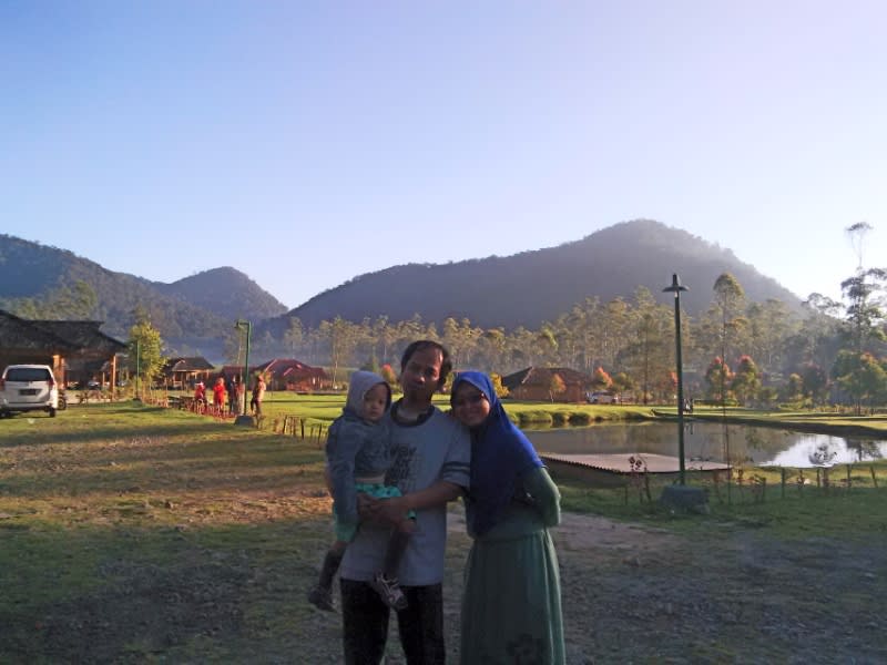 Menikmati hawa pagi di eMTe Highland Resort