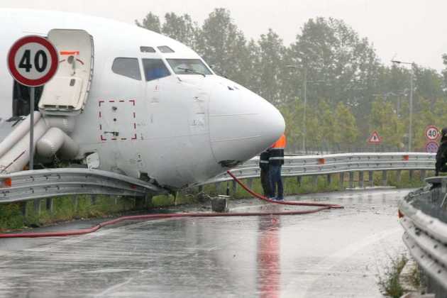 Air crash Air crash