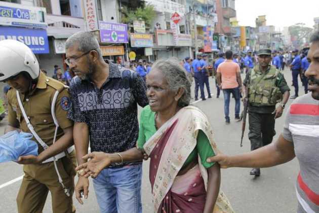 Multiple blasts in Sri Lanka Multiple blasts in Sri Lanka