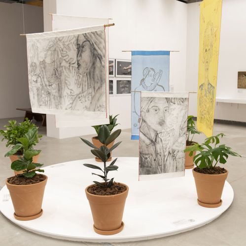 Exposição “Cecilia Vicuña: Sonhar a água – Uma retrospectiva do futuro (1964…)” 