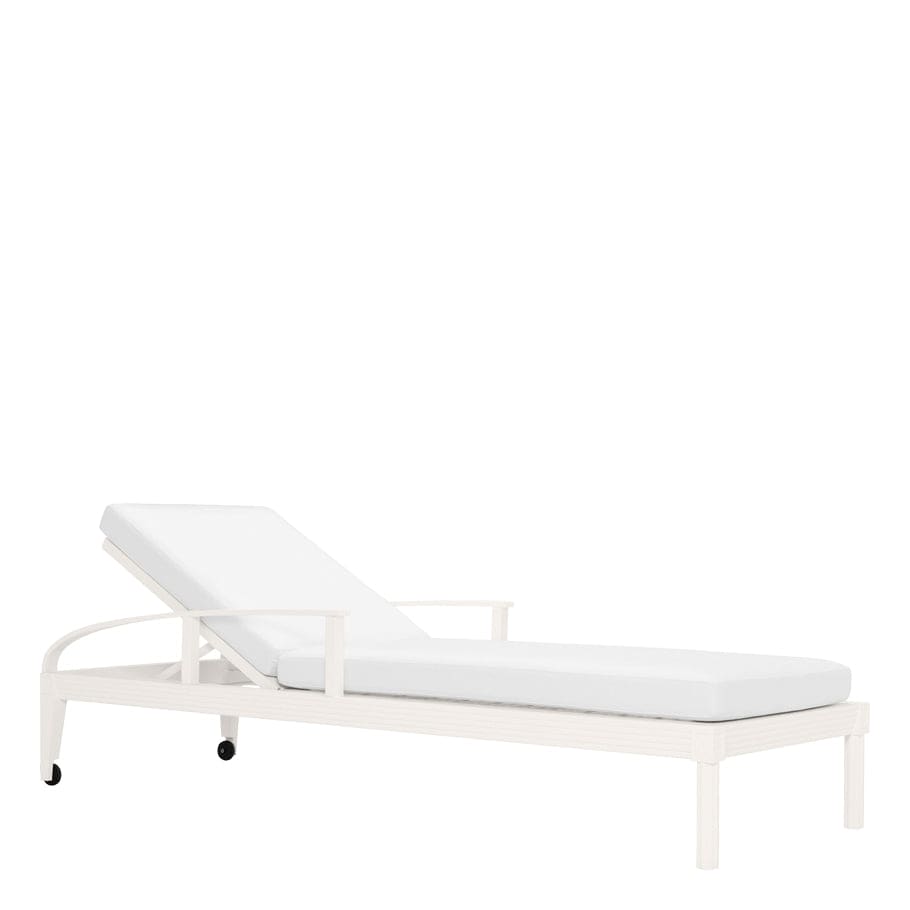 Quadratl Chaise Lounge With Arms