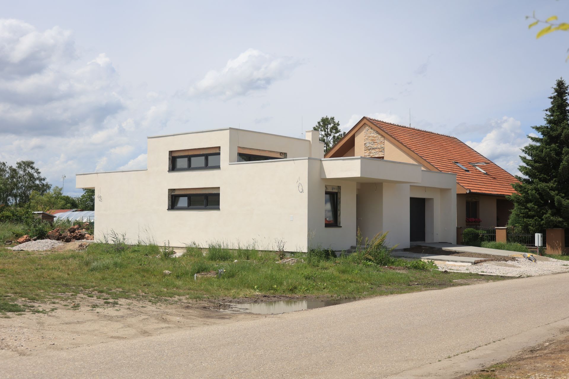Predám moderný dom v lokalite Palárikovo