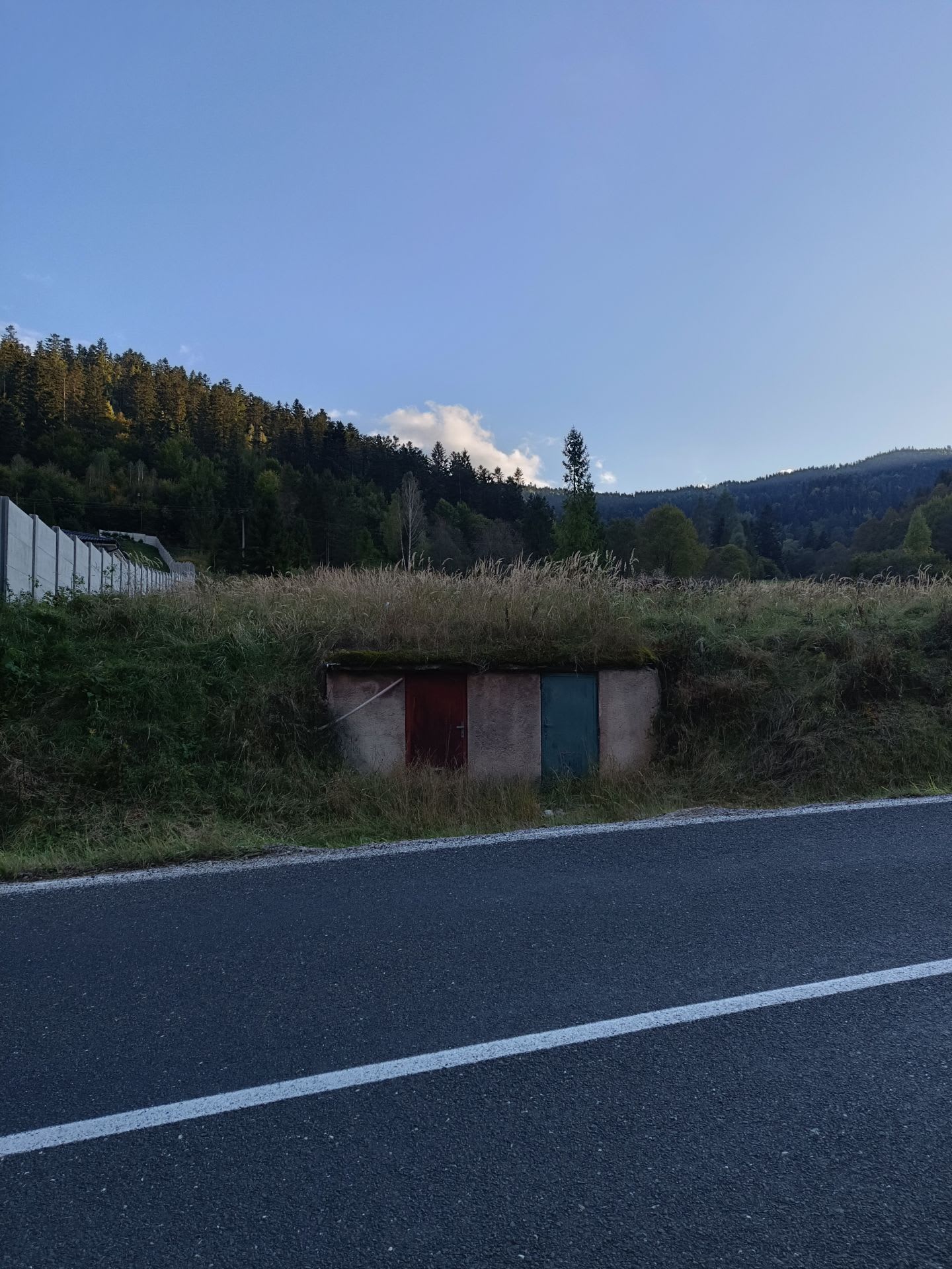 Predám slnečný pozemok v lokalite Nálepkovo