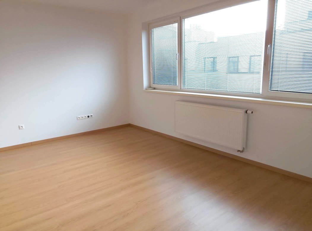 Predám Terasa až 6,05 m2 byt v lokalite Hviezdoslavov