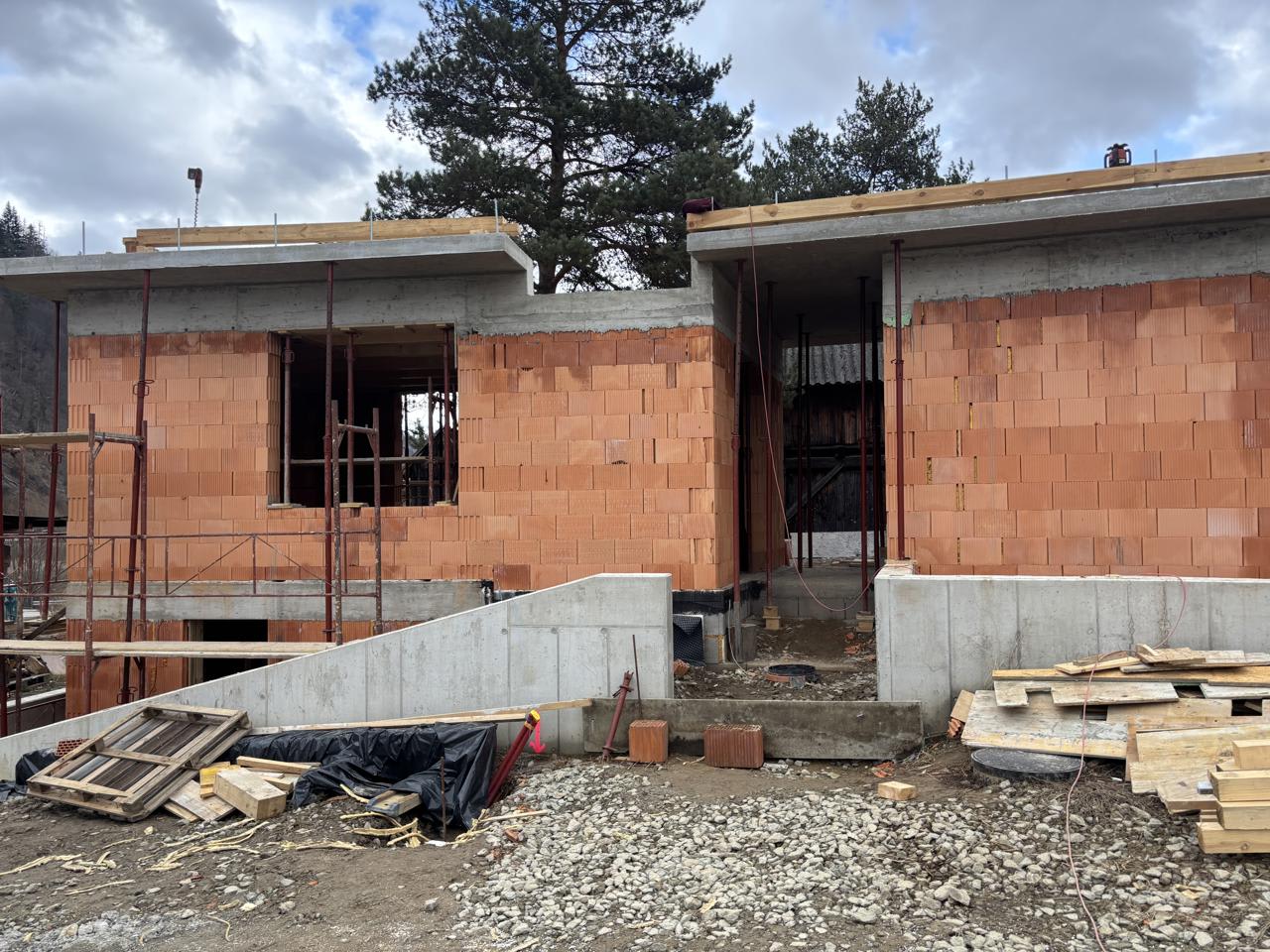 Predám moderný dom v lokalite Brezno