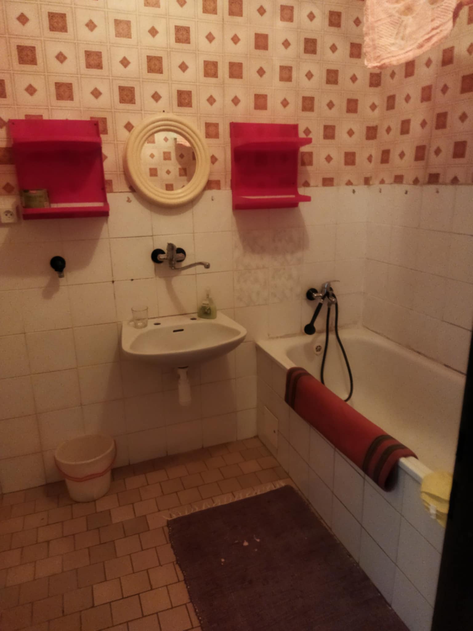 Predám slnečný byt v lokalite Veľké Kapušany