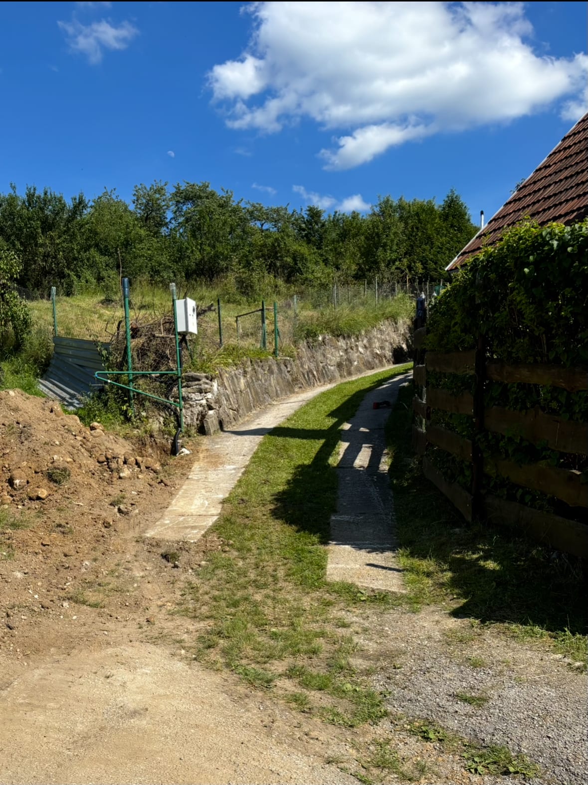 Predám slnečný pozemok v lokalite Kšinná