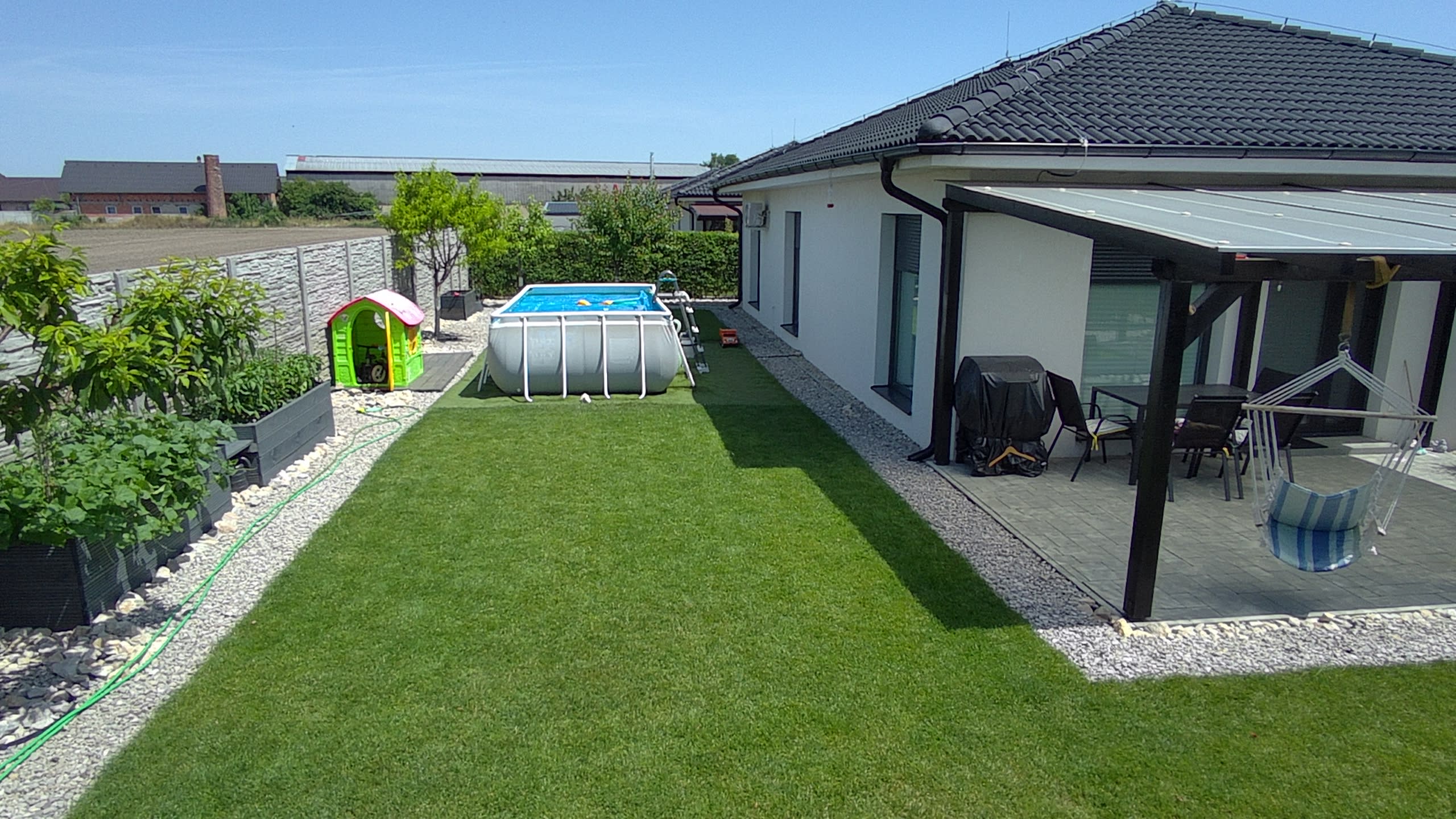 Predám slnečný dom v lokalite Hviezdoslavov