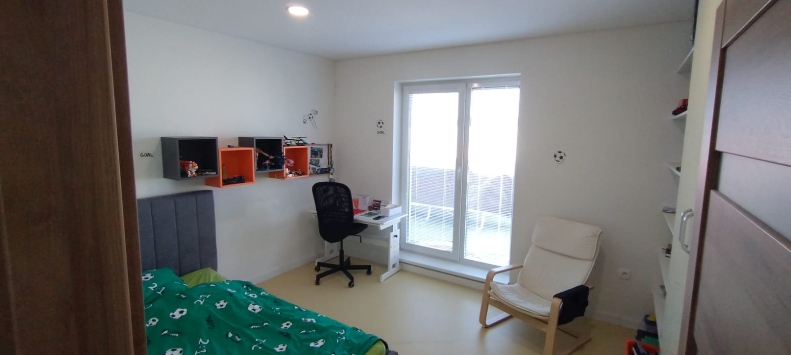 Predám slnečný dom v lokalite Hviezdoslavov