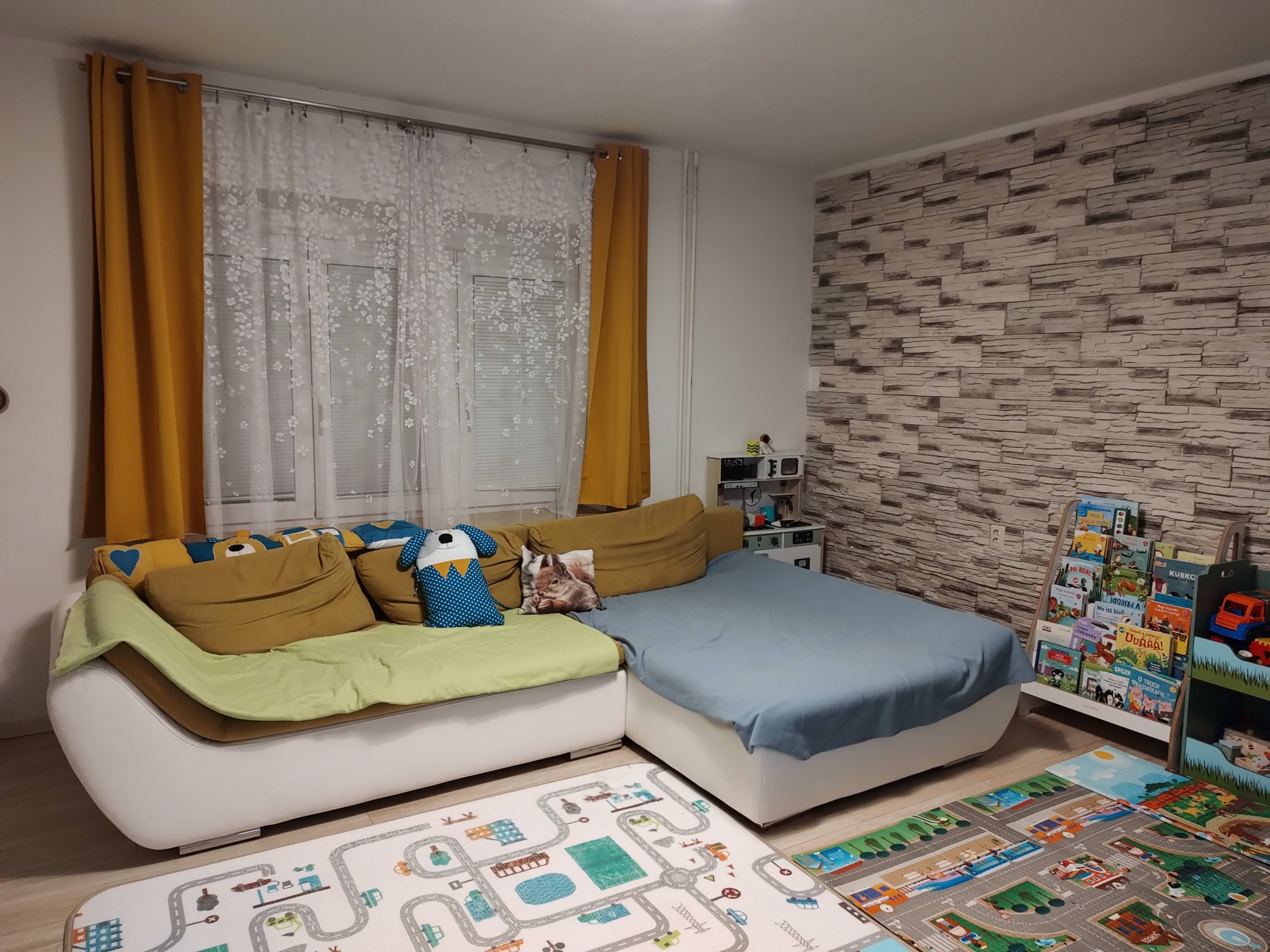 Predám Veľký dom v lokalite Mojmírovce