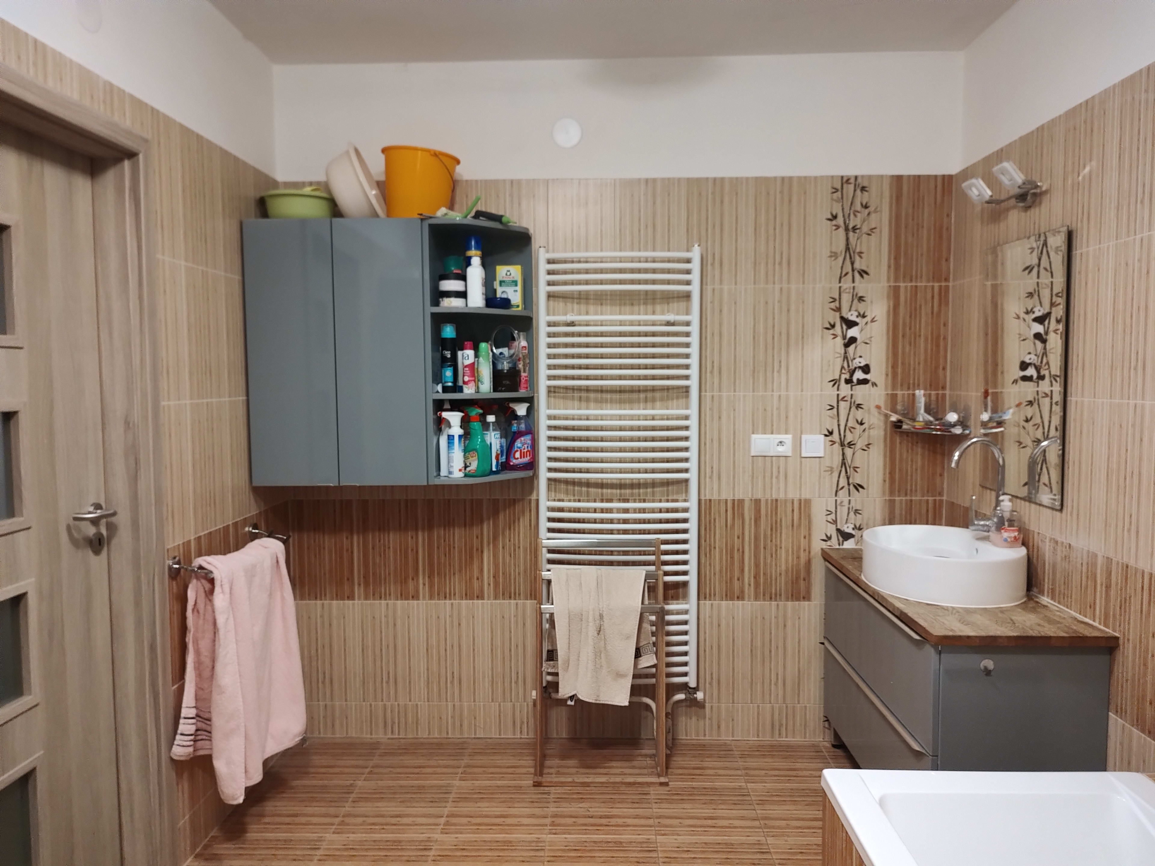 Predám Veľký dom v lokalite Mojmírovce