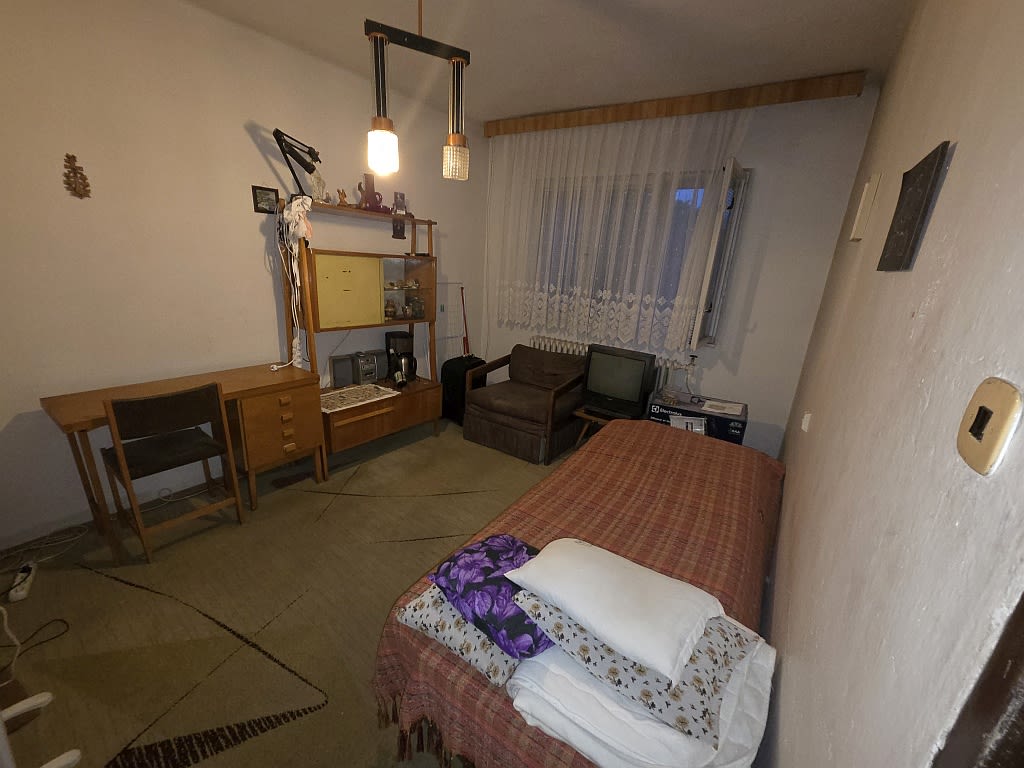 Predám Starší zachovalý dom v lokalite Nižný Hrabovec