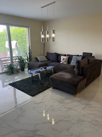 Predám slnečný dom v lokalite Slovenský Grob