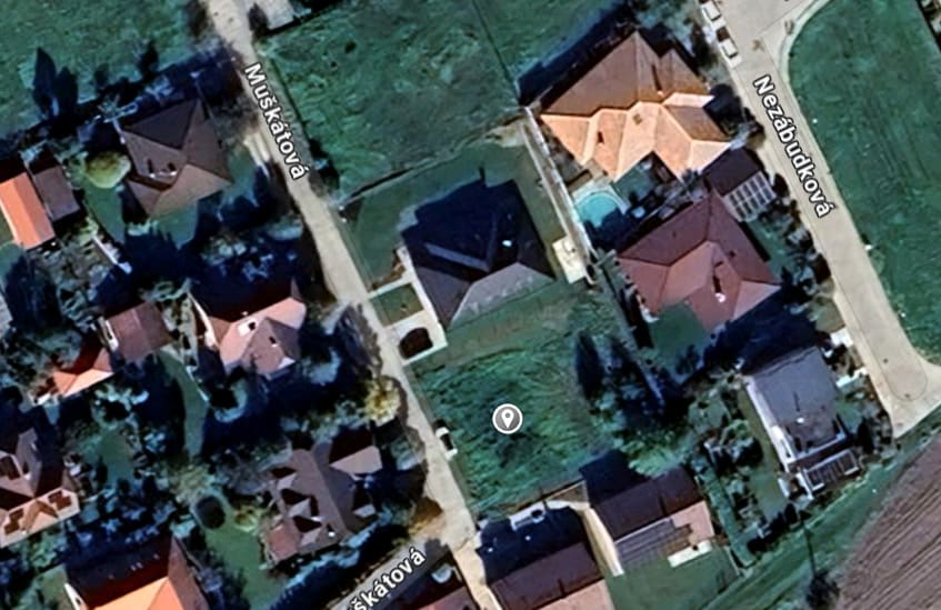 Predám staveb. pov. na 4i RD a   pozemok v lokalite Kvetoslavov