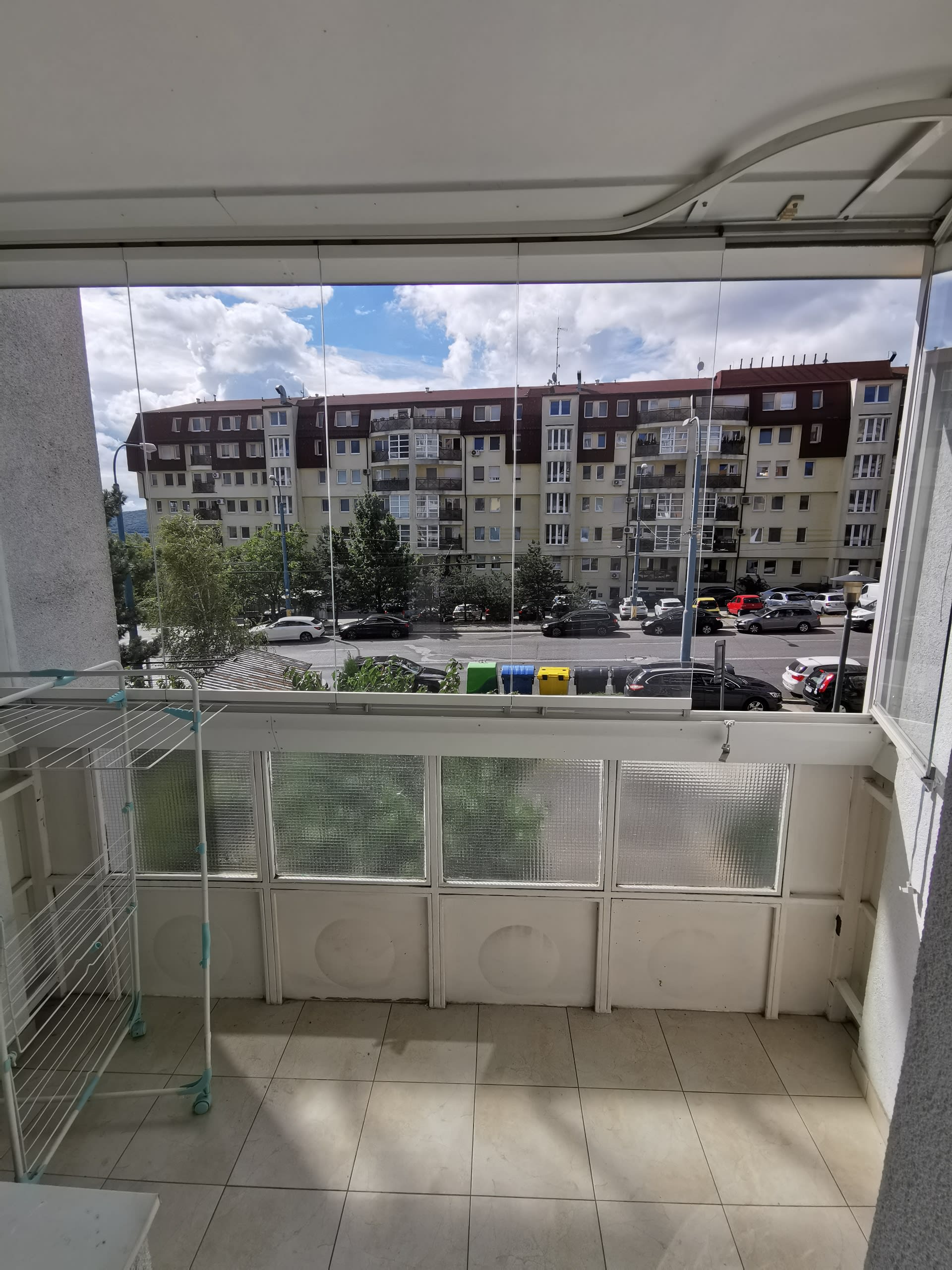 Prenajmem Priestranný byt v lokalite Karlova Ves