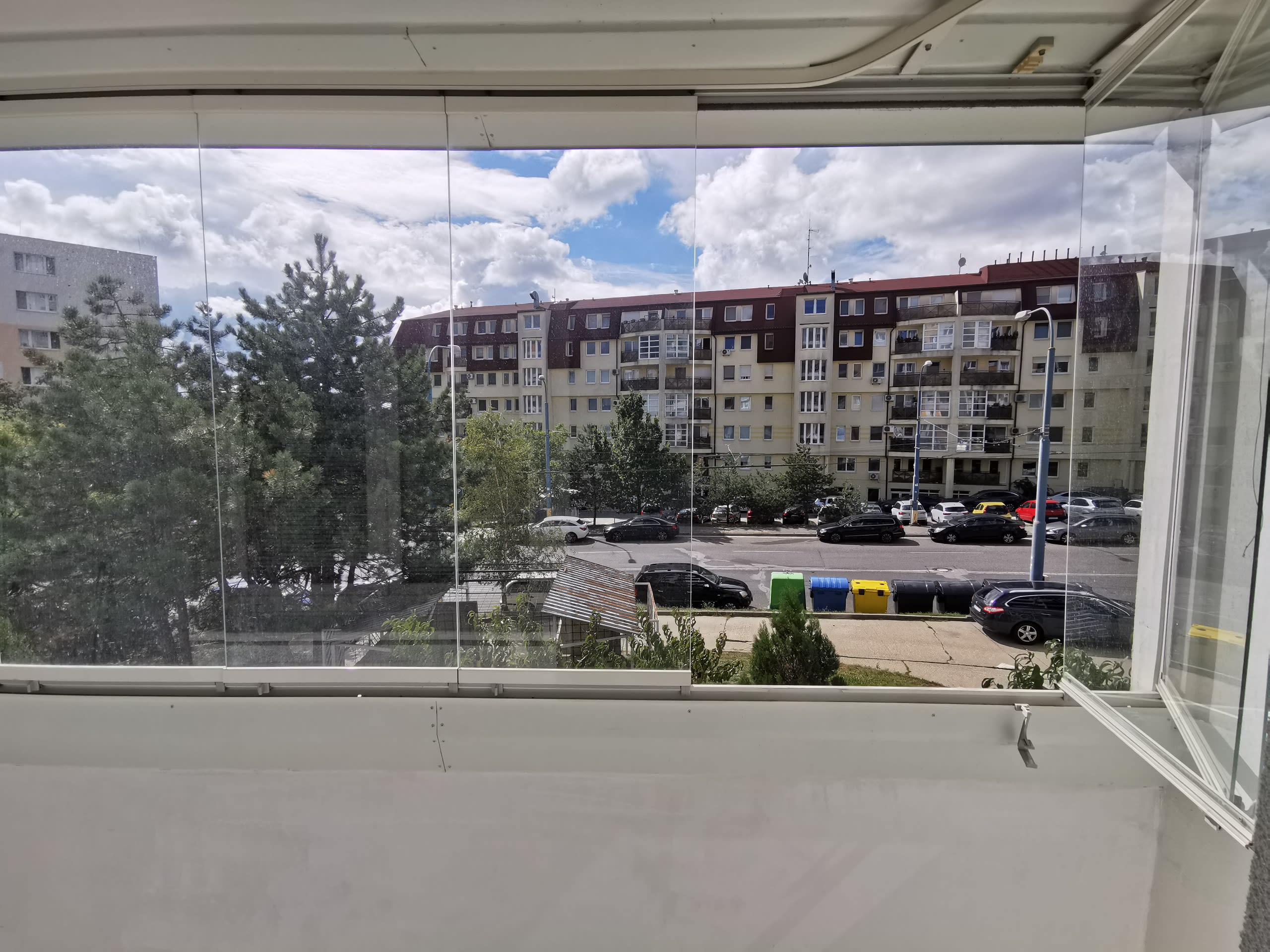 Prenajmem Priestranný byt v lokalite Karlova Ves