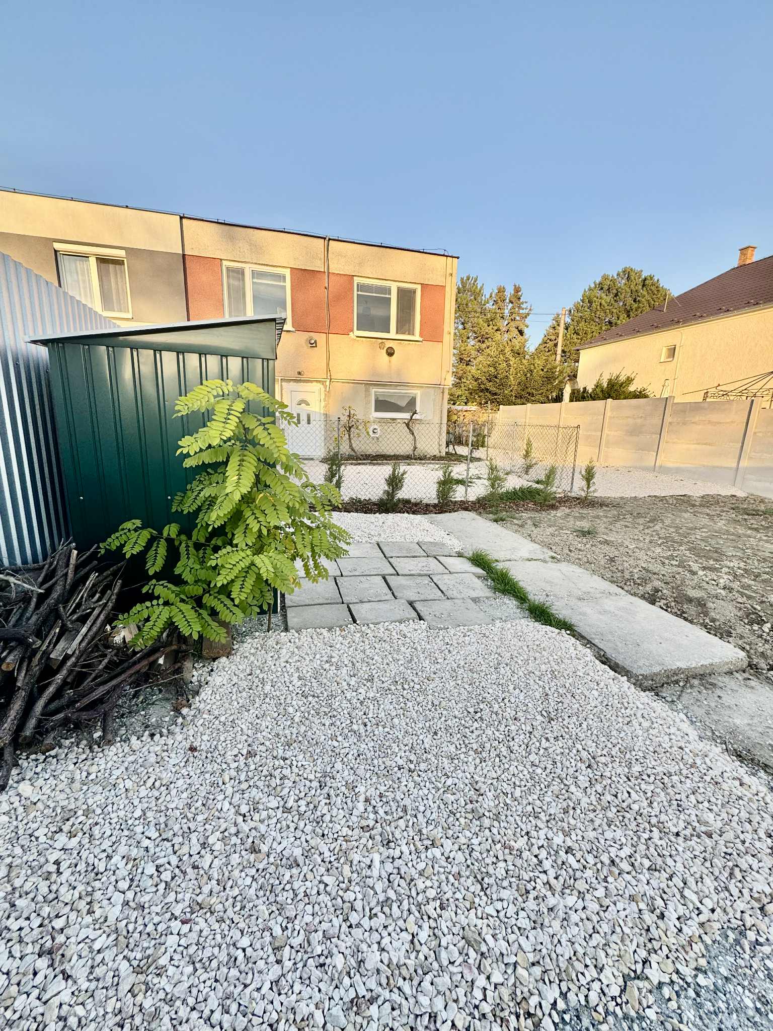 Predám moderný dom v lokalite Kolárovo