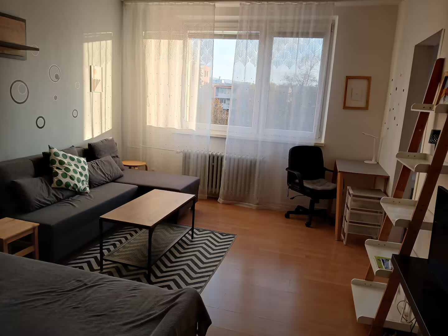 Predám  Štartovací  byt v lokalite Karlova Ves