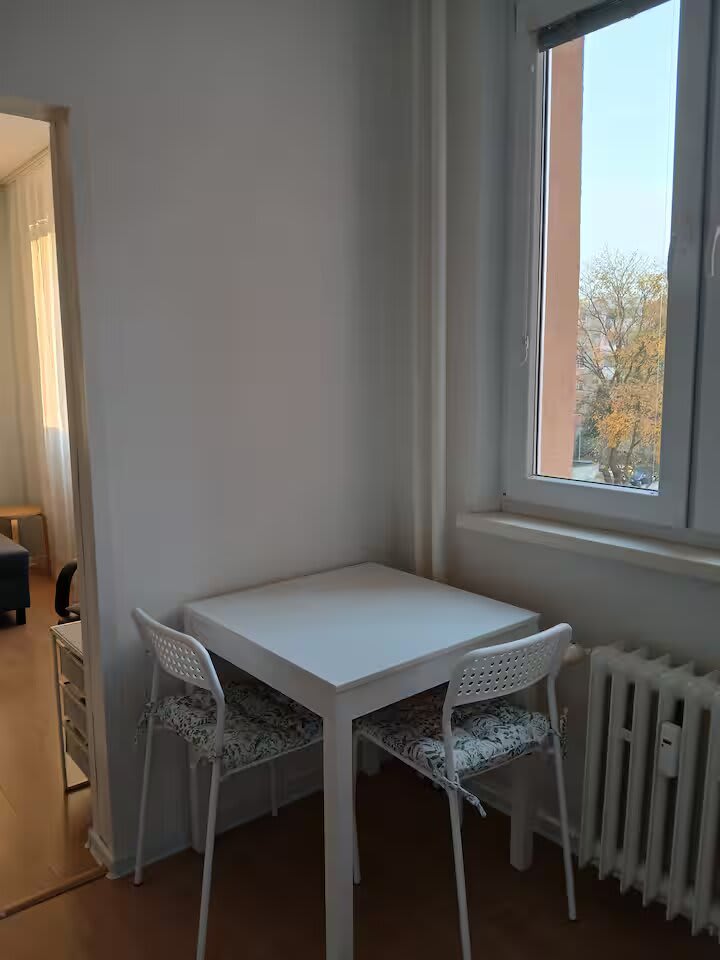 Predám  Štartovací  byt v lokalite Karlova Ves