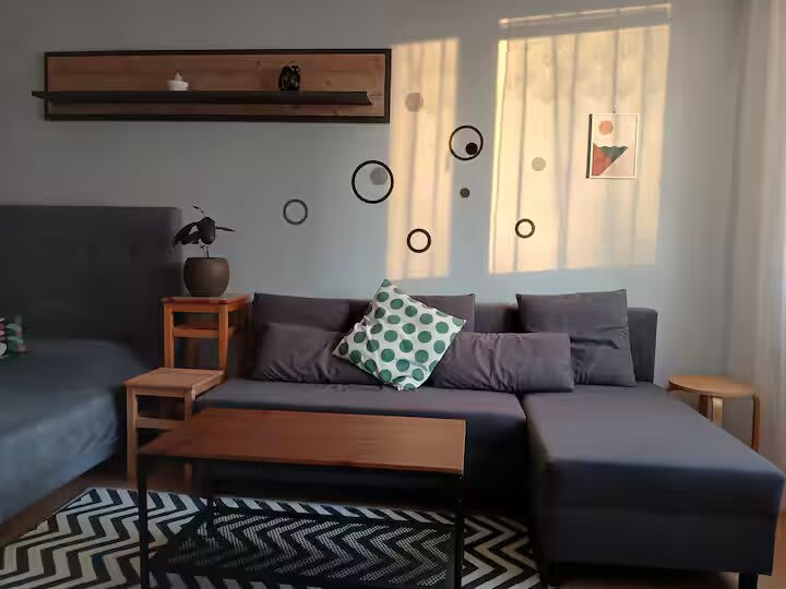 Predám  Štartovací  byt v lokalite Karlova Ves