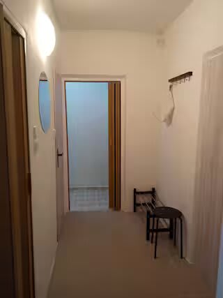 Predám  Štartovací  byt v lokalite Karlova Ves