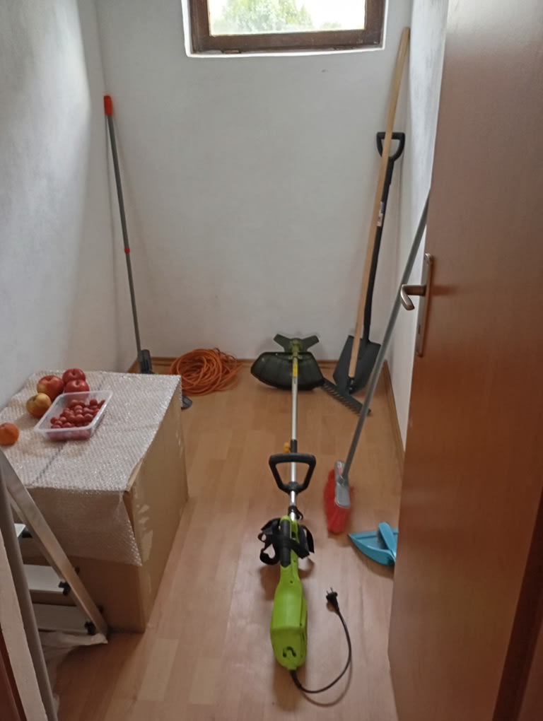 Predám slnečný dom v lokalite Nevidzany