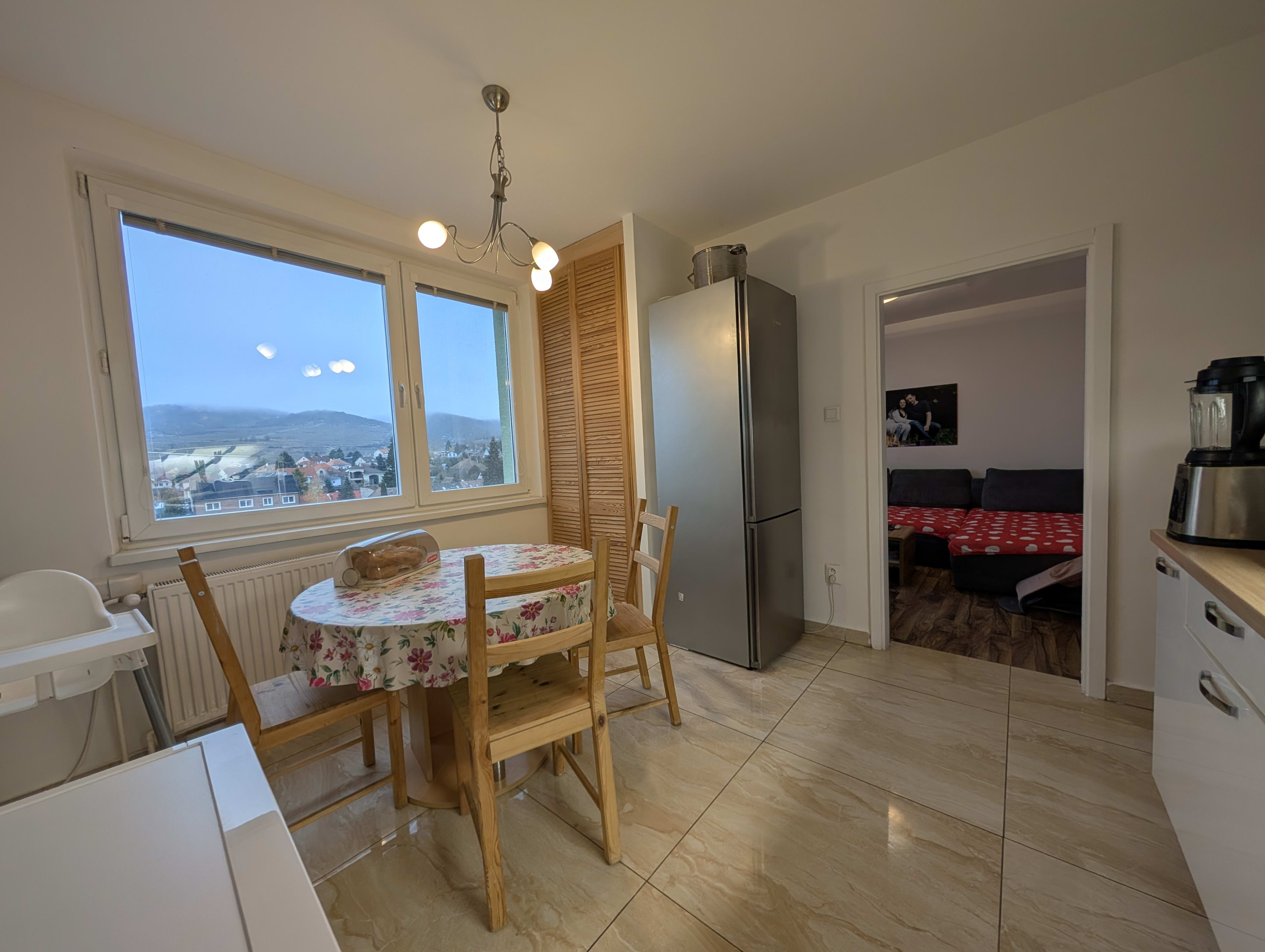 Predám slnečný byt v lokalite Modra