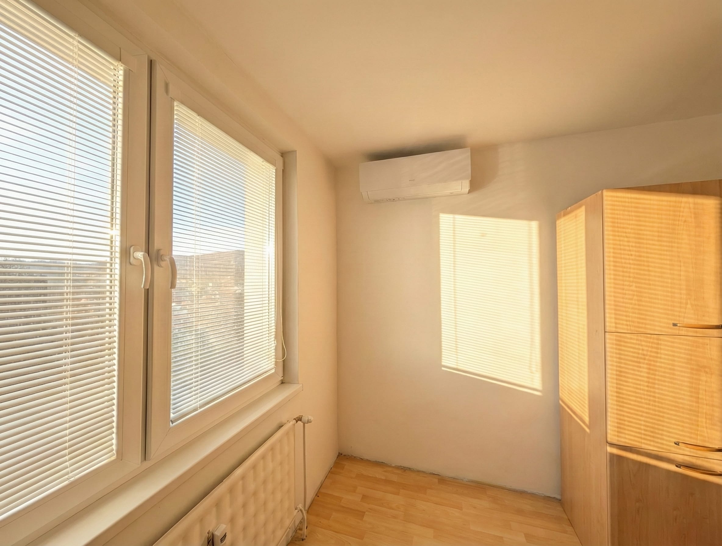 Predám slnečný byt v lokalite Modra