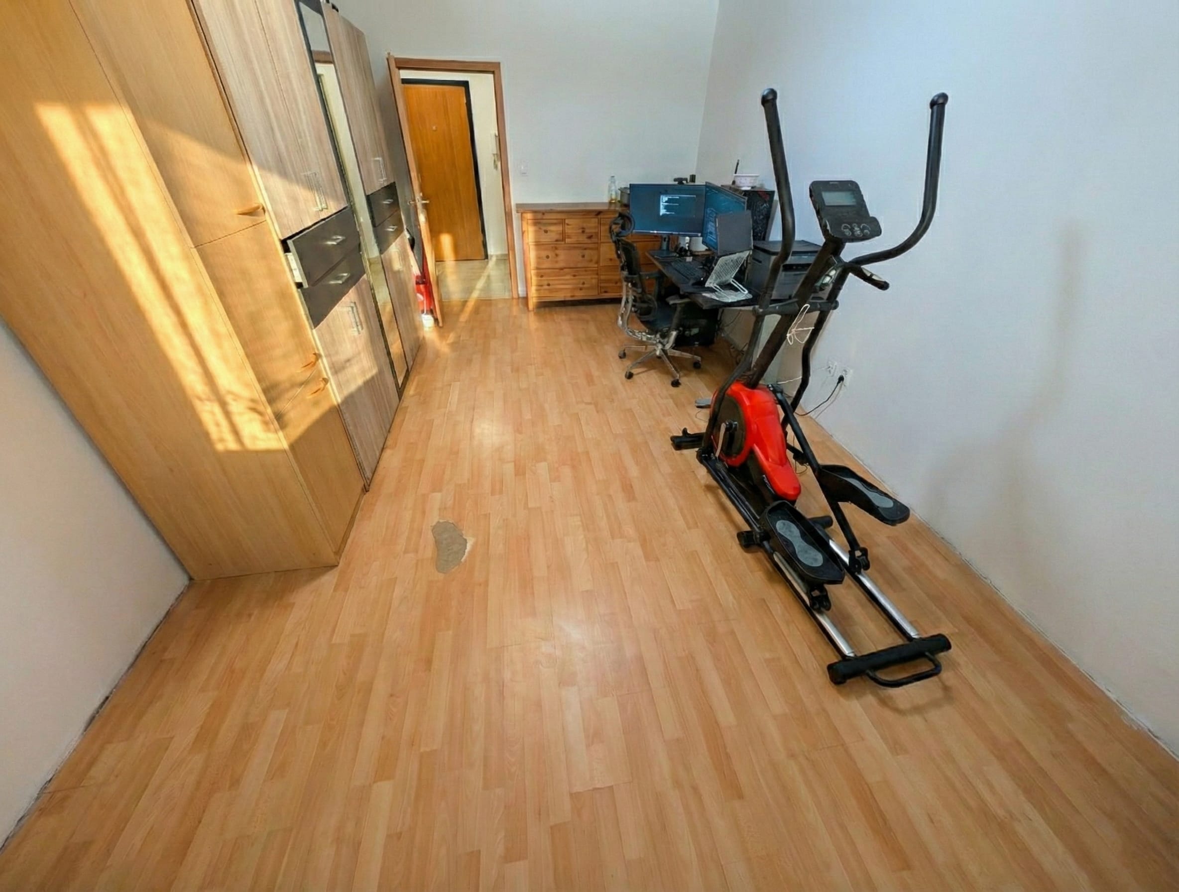 Predám slnečný byt v lokalite Modra