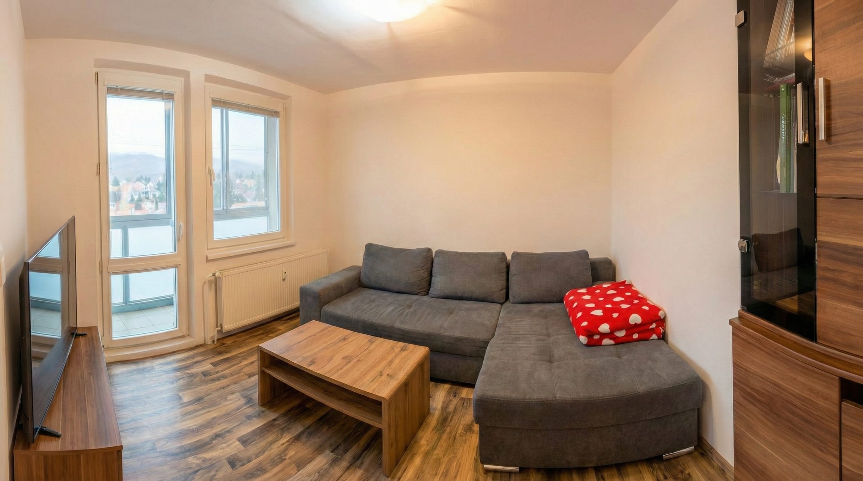 Predám slnečný byt v lokalite Modra