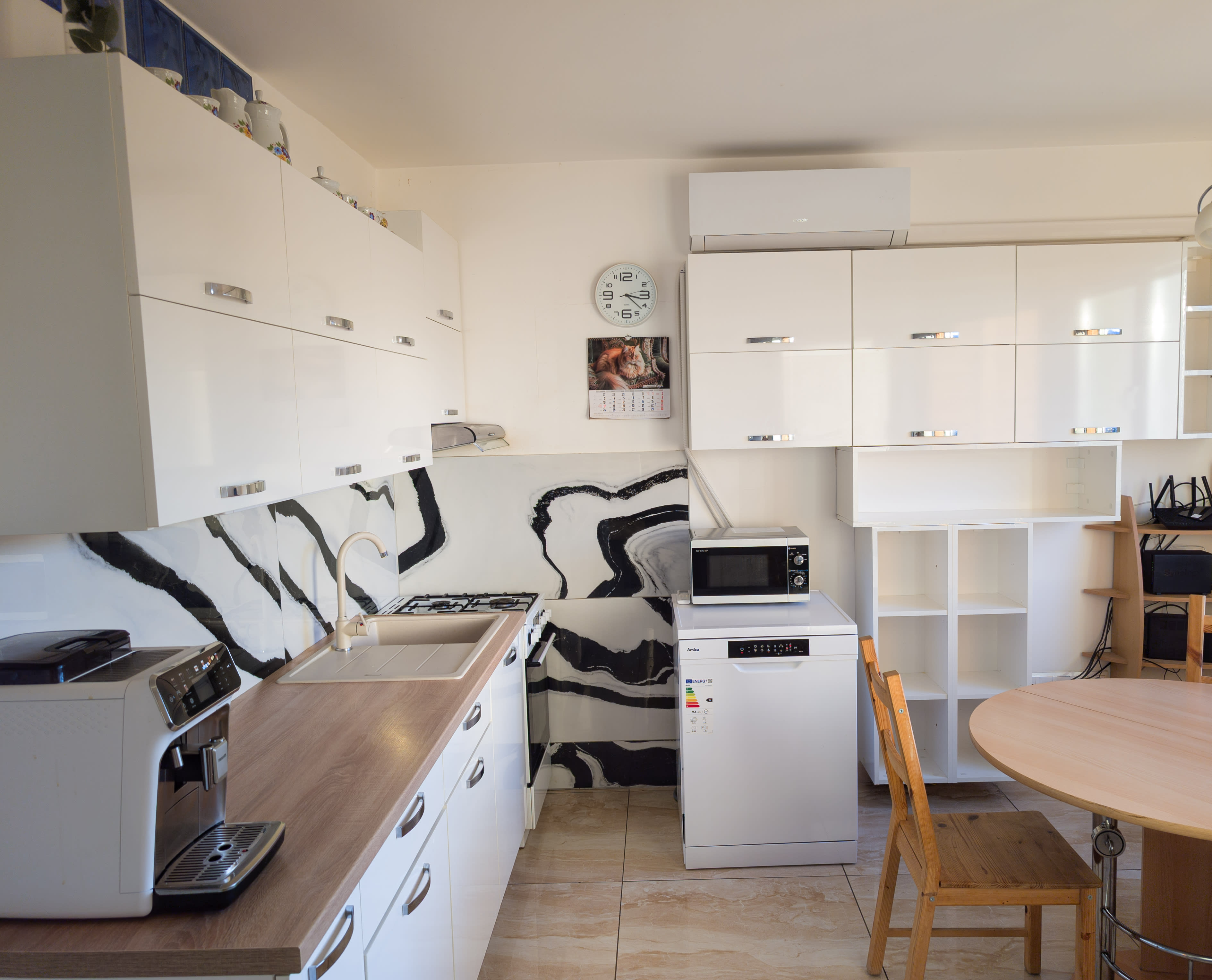 Predám slnečný byt v lokalite Modra