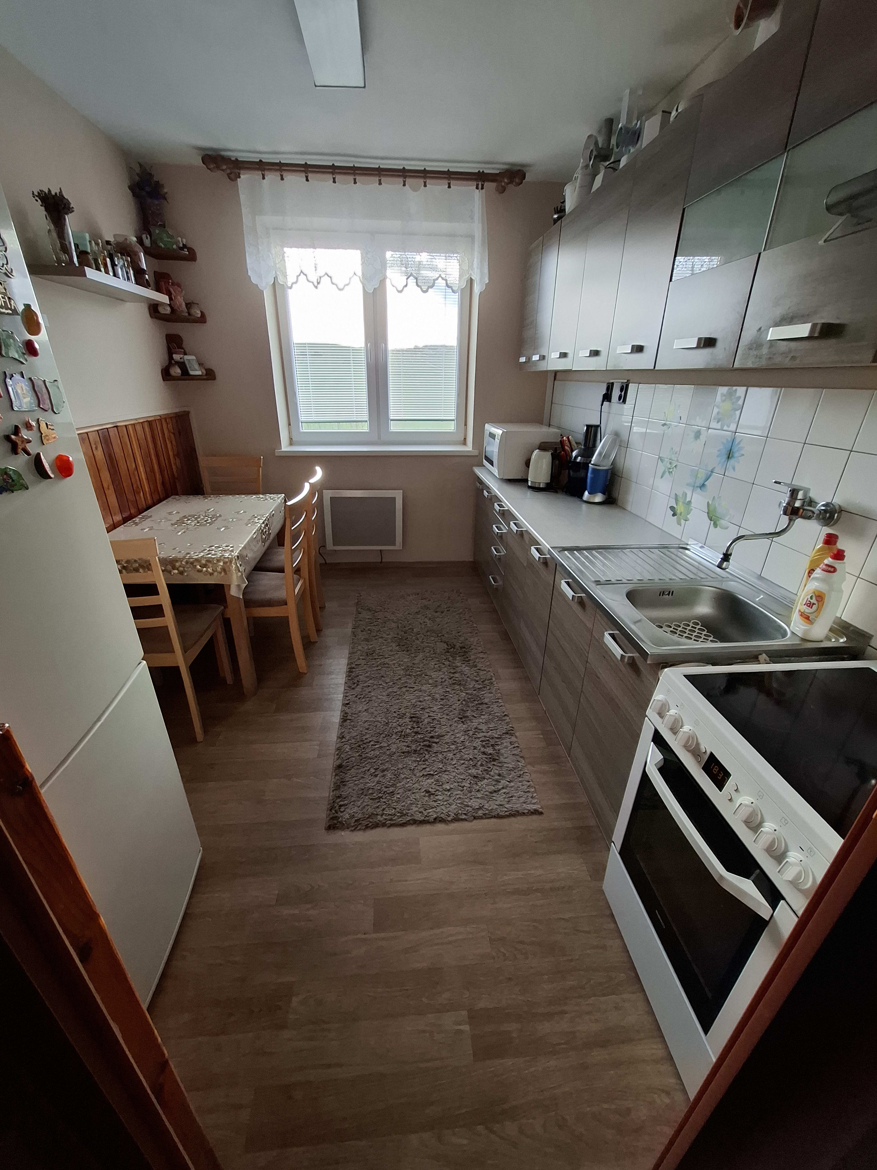 Predám 3-IZBOVÝ BYT s garážou byt v lokalite Partizánska Ľupča