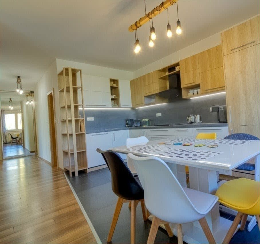 Prenajmem slnečný byt v lokalite Bratislava