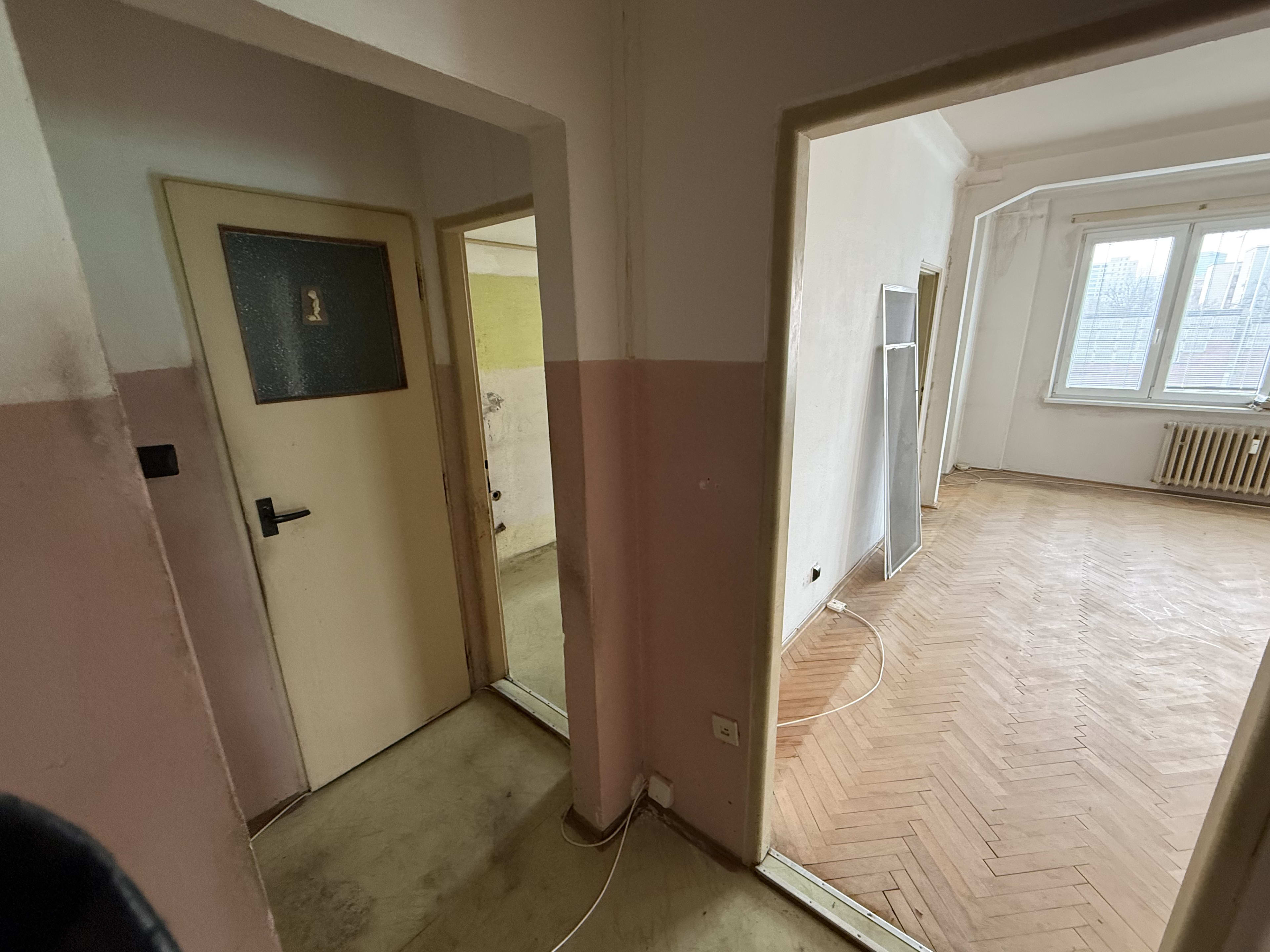 Predám slnečný byt v lokalite Ružinov