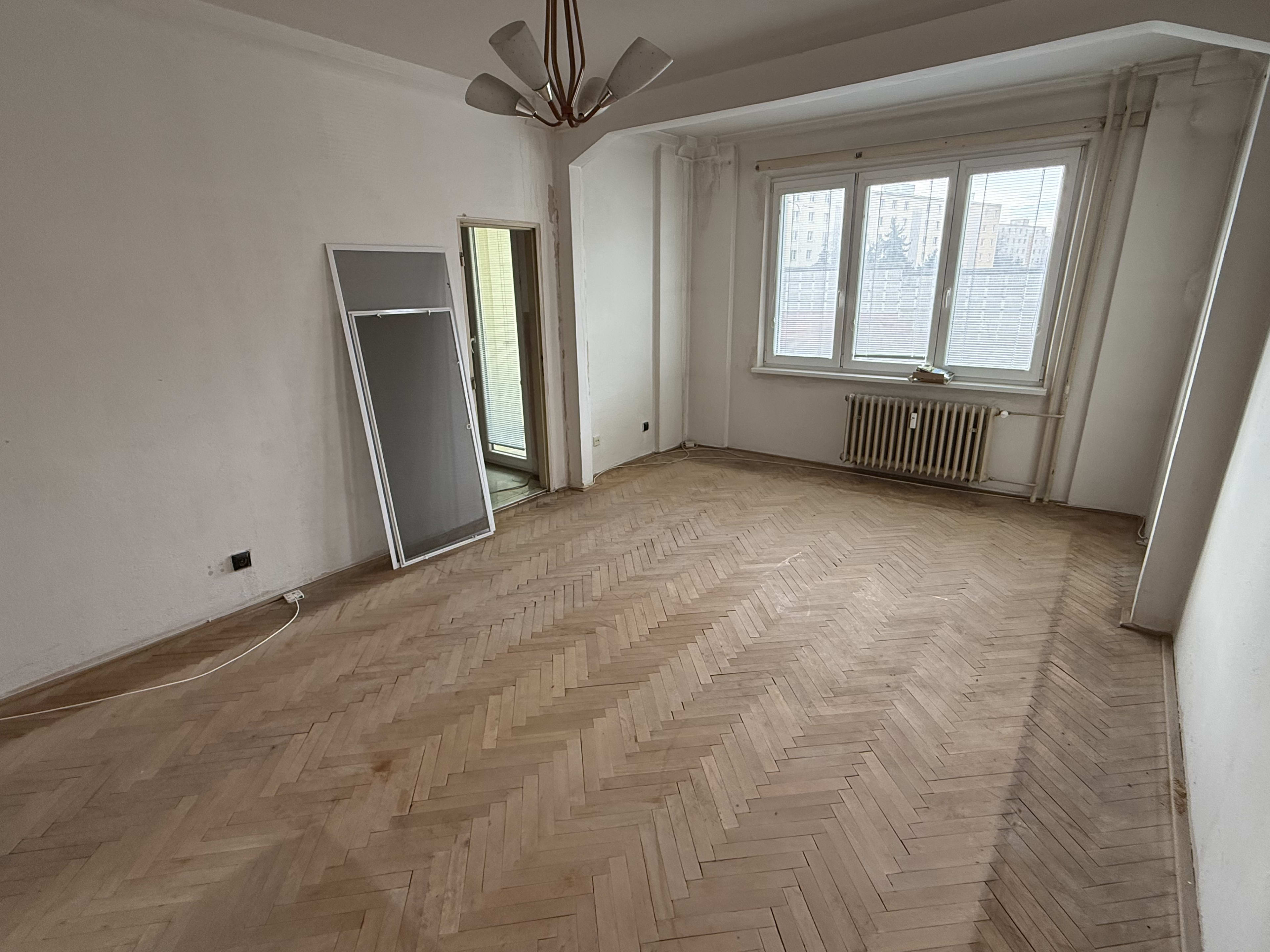 Predám slnečný byt v lokalite Ružinov