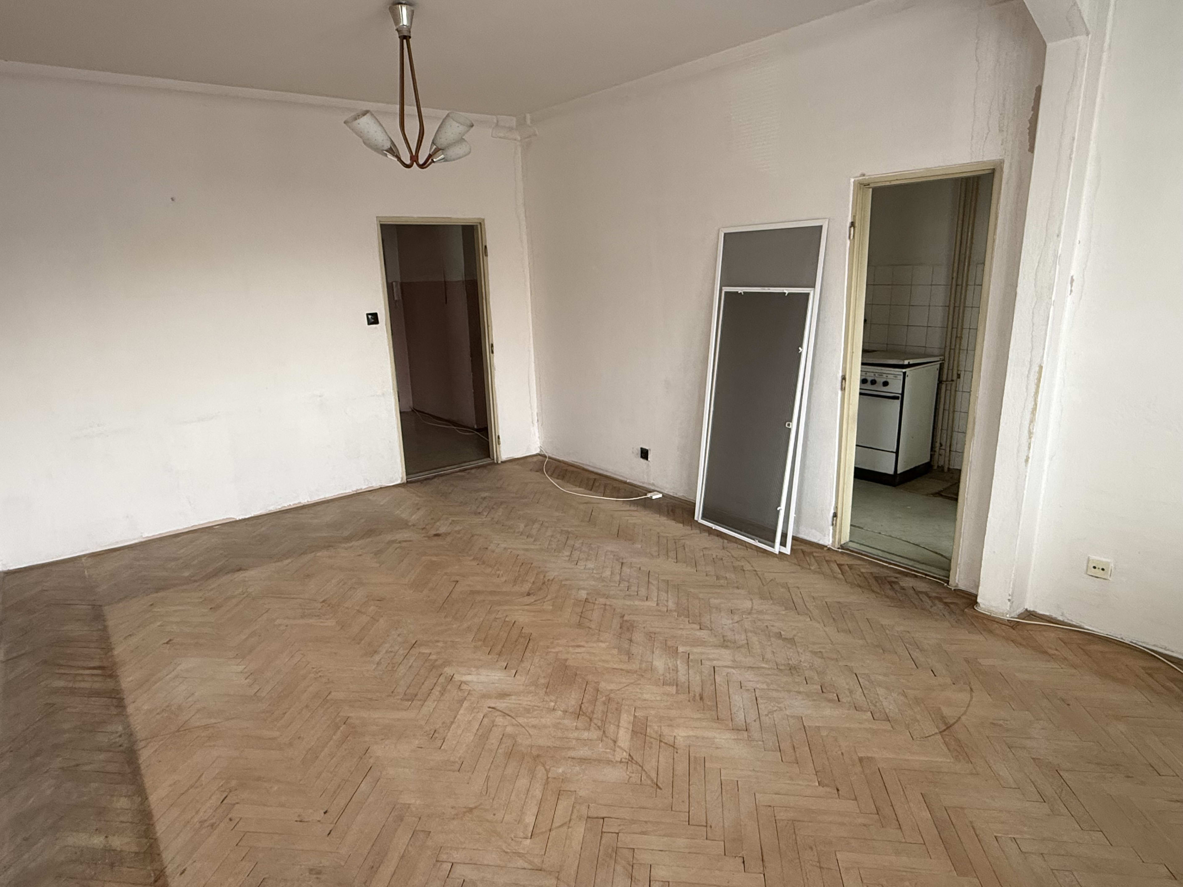 Predám slnečný byt v lokalite Ružinov