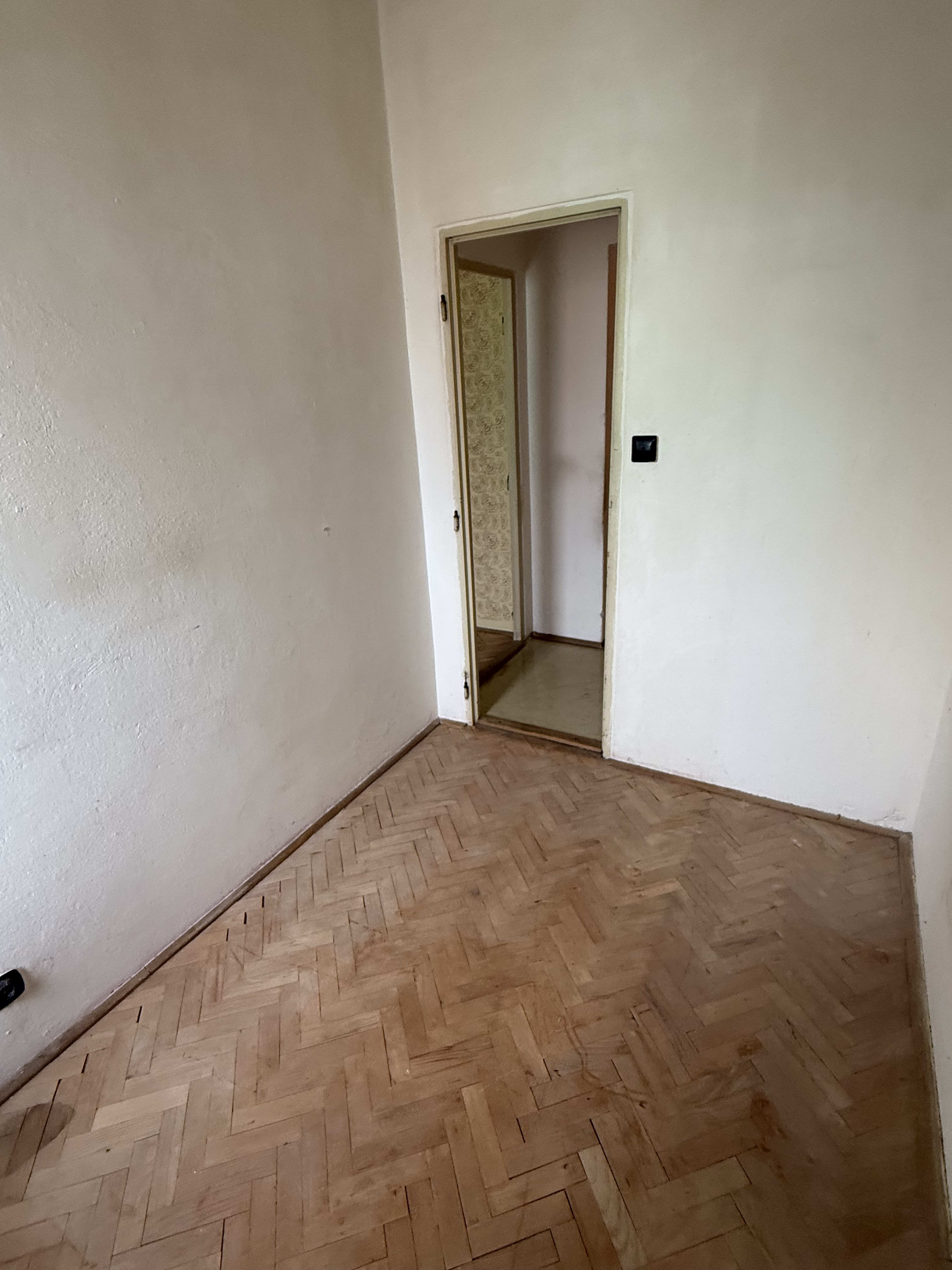 Predám slnečný byt v lokalite Ružinov