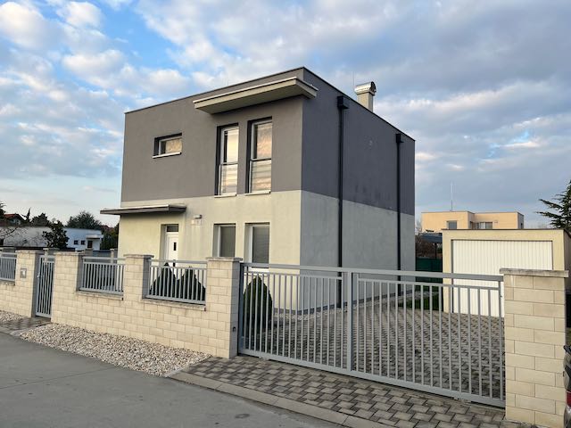 Predám moderný dom v lokalite Chorvátsky Grob