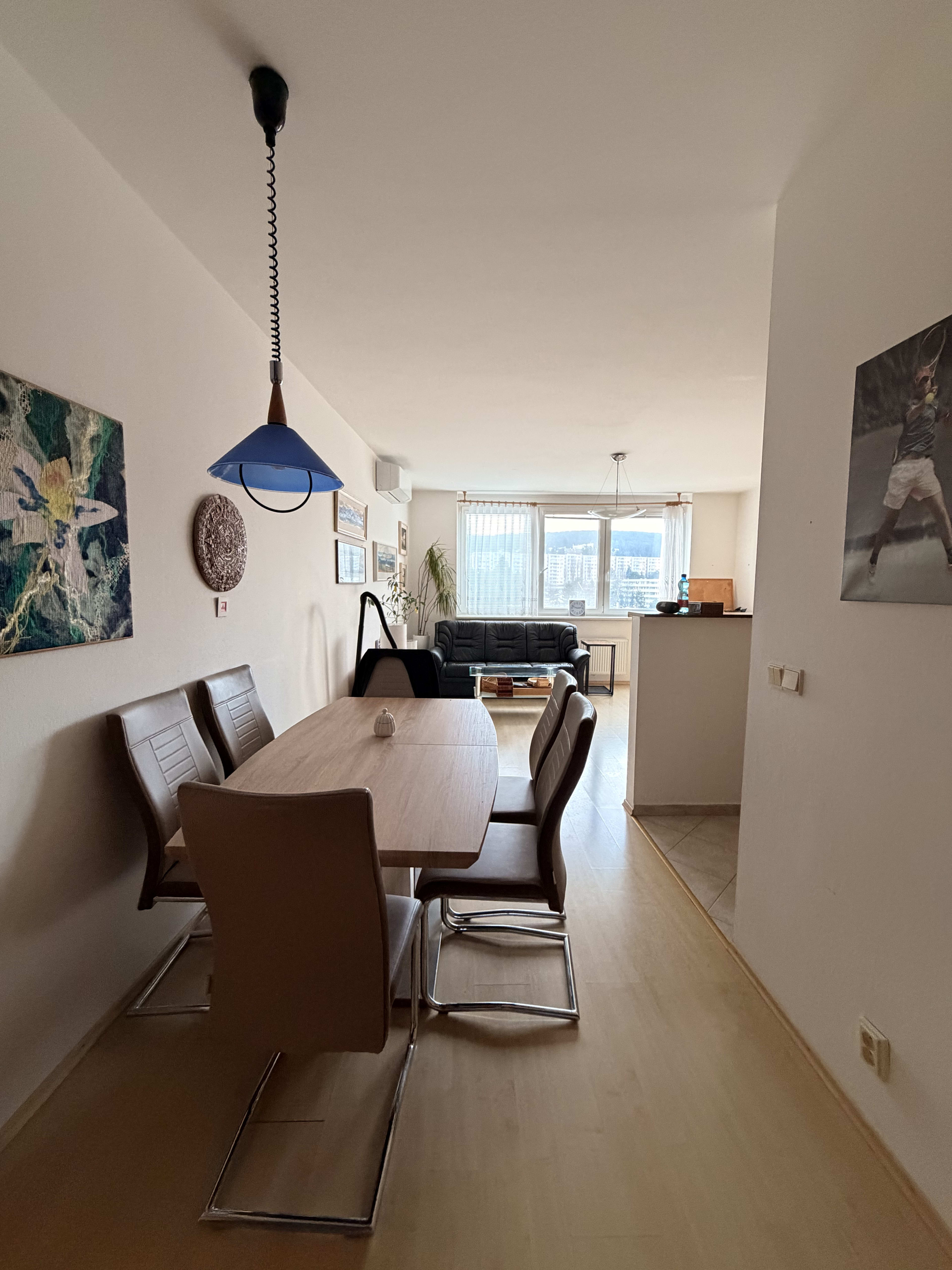 Predám slnečný byt v lokalite Karlova Ves