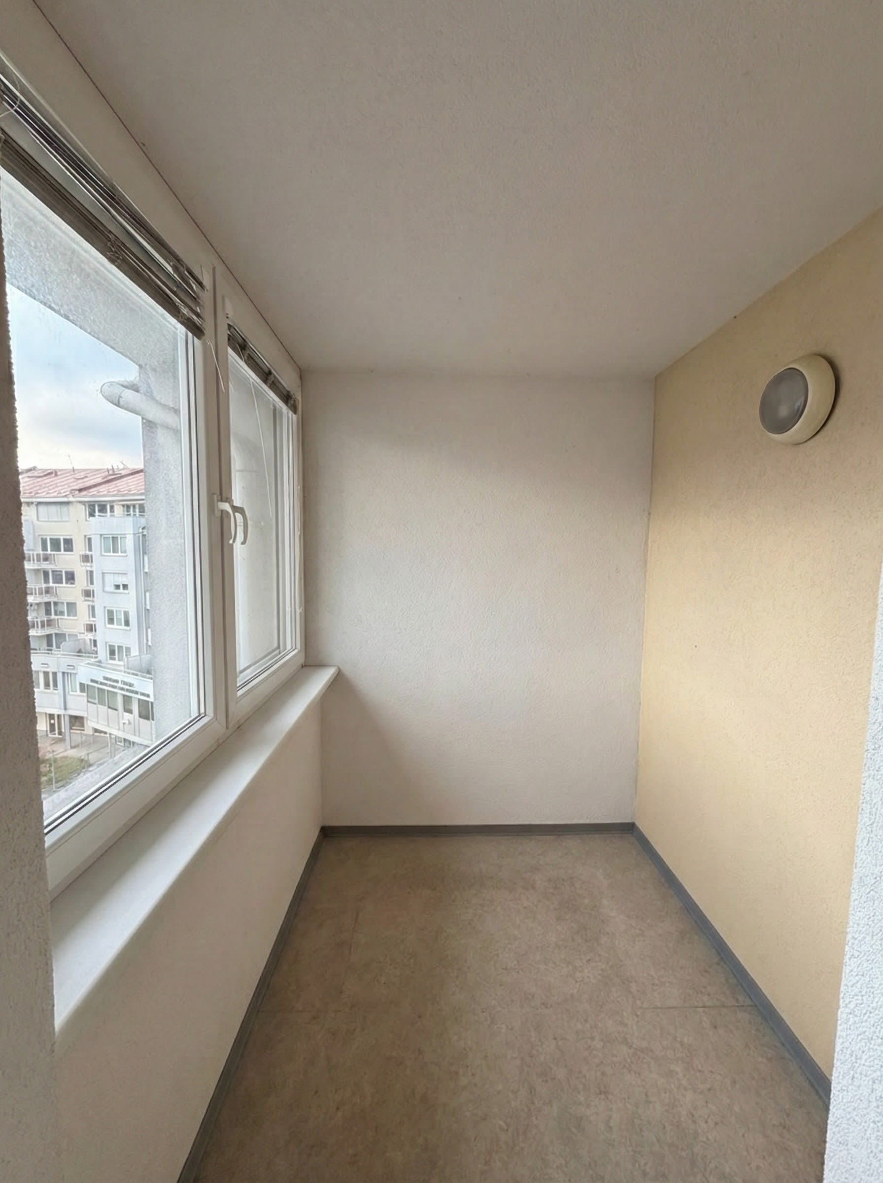 Predám slnečný byt v lokalite Karlova Ves