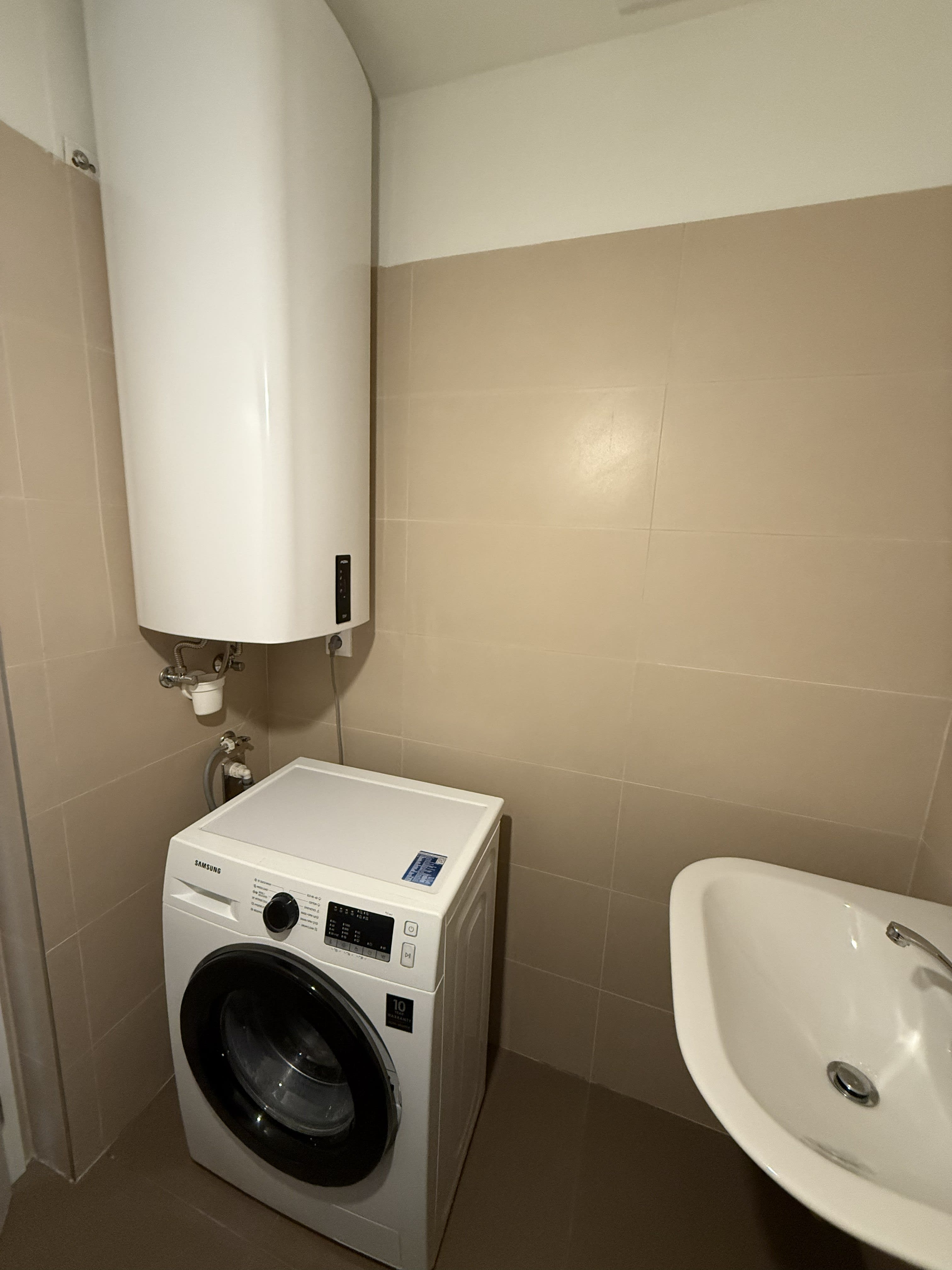 Predám 3i byt s terasou-MA-5min, byt v lokalite Kostolište