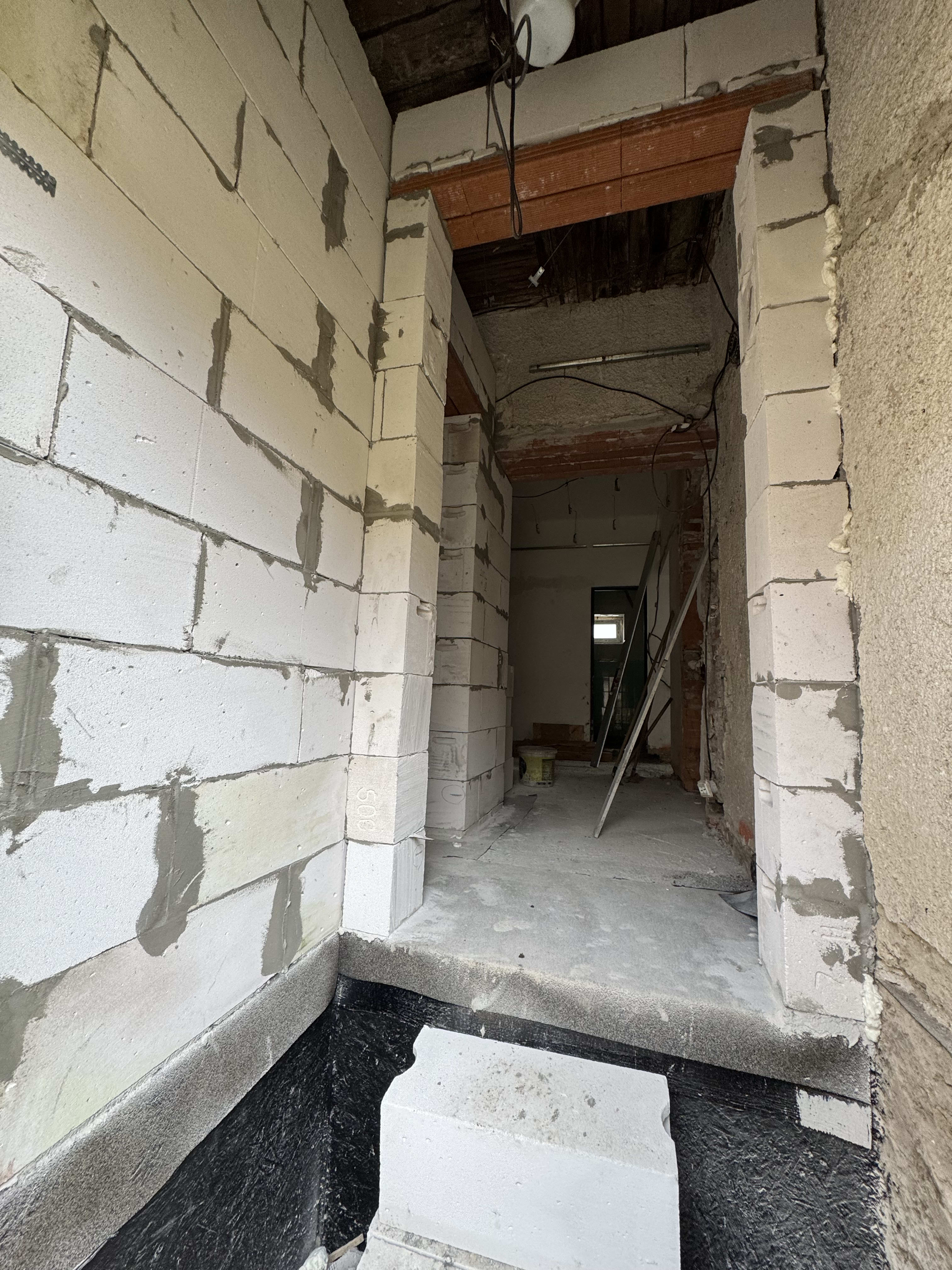 Predám obrovský dom v lokalite Zemplínsky Branč