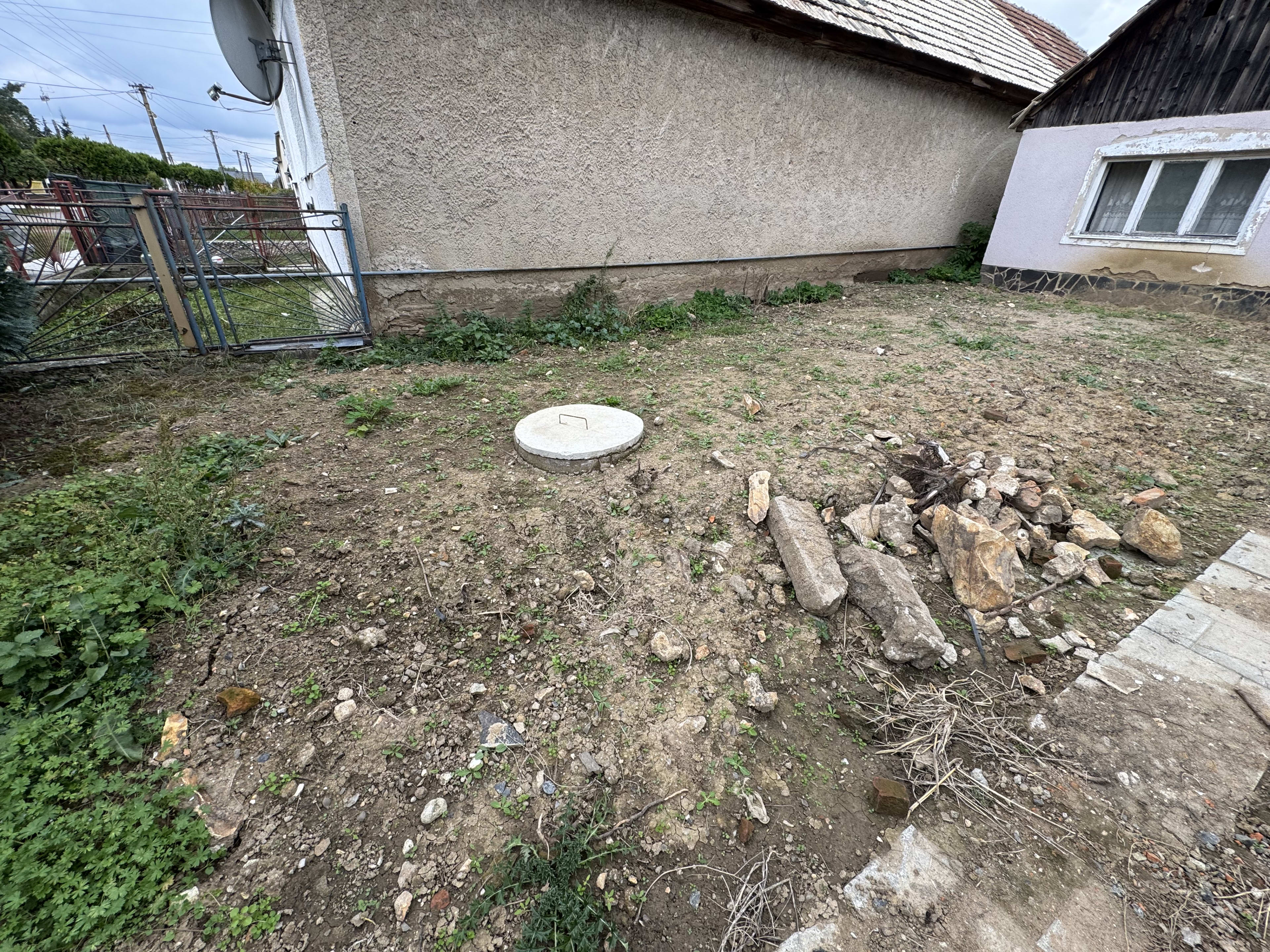 Predám obrovský dom v lokalite Zemplínsky Branč