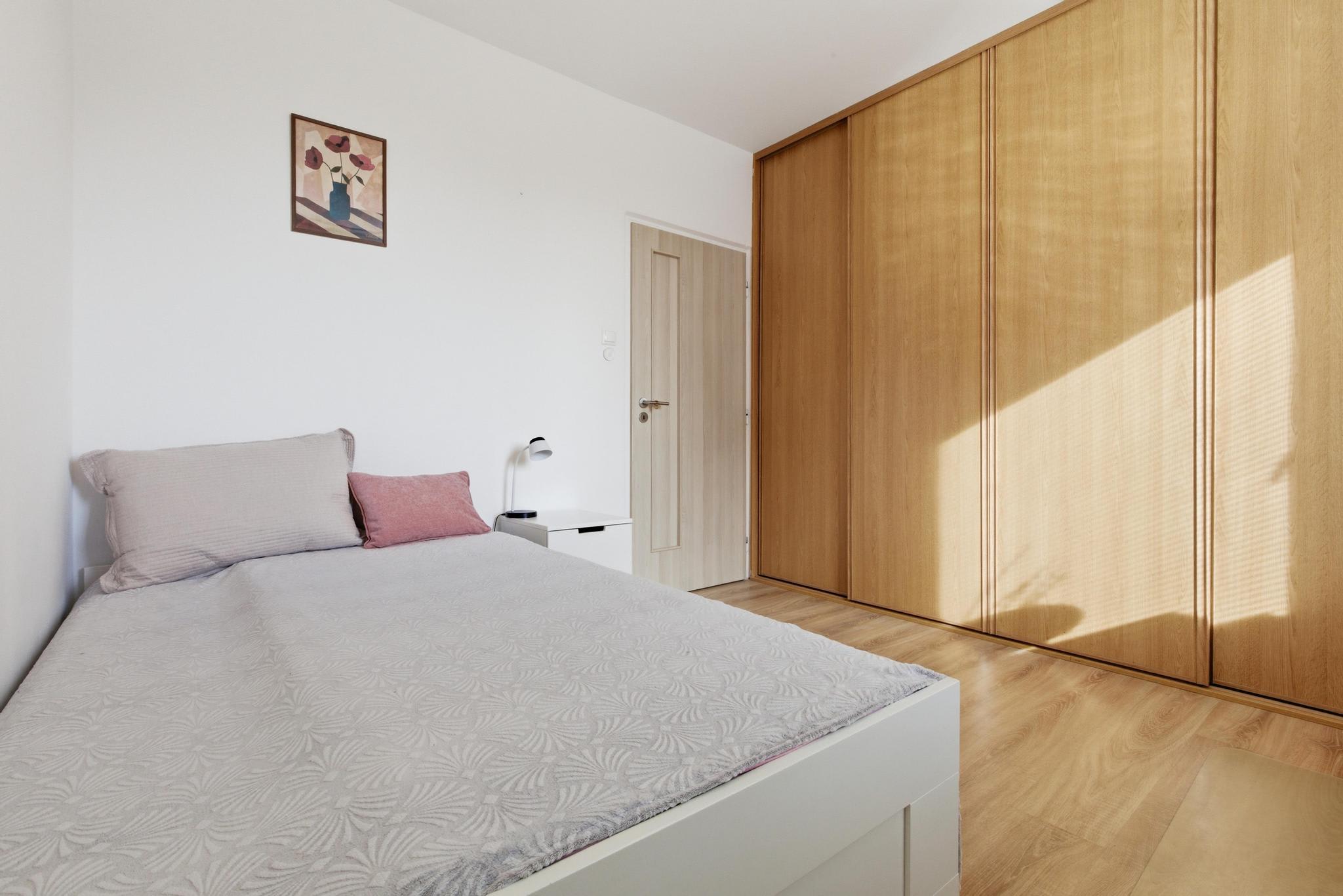 Predám slnečný byt v lokalite Bratislava