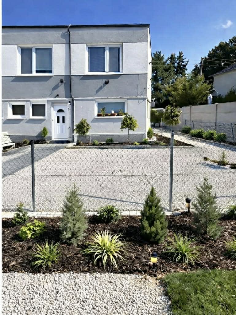 Predám moderný dom v lokalite Kolárovo