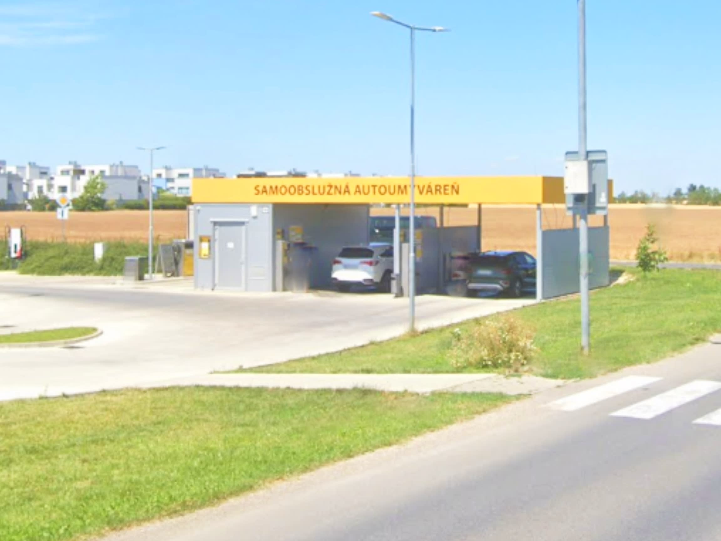 Predám záhradu 50 m2 a  byt v lokalite Hviezdoslavov