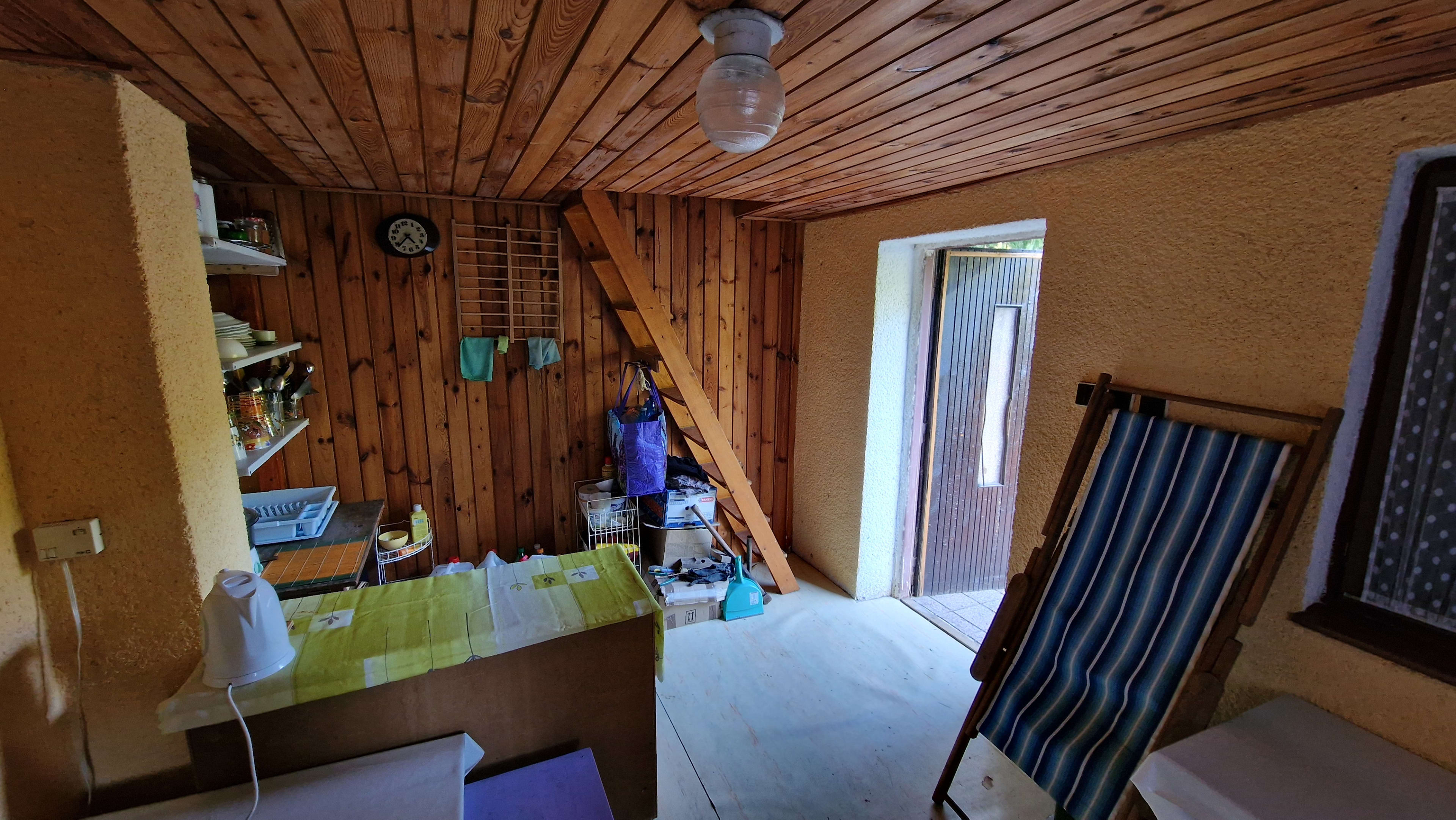 Predám slnečný pozemok v lokalite Tajov