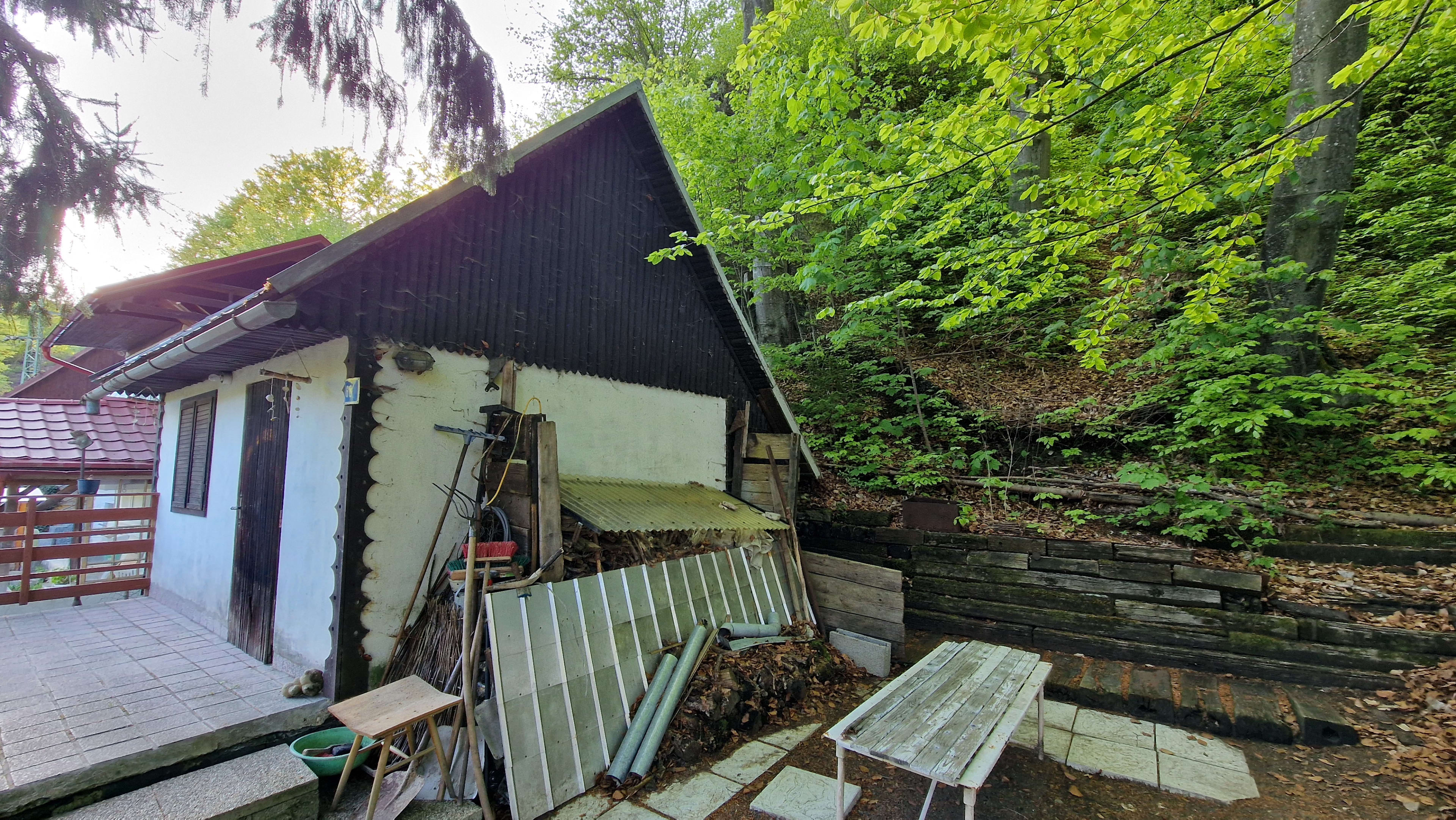 Predám slnečný pozemok v lokalite Tajov