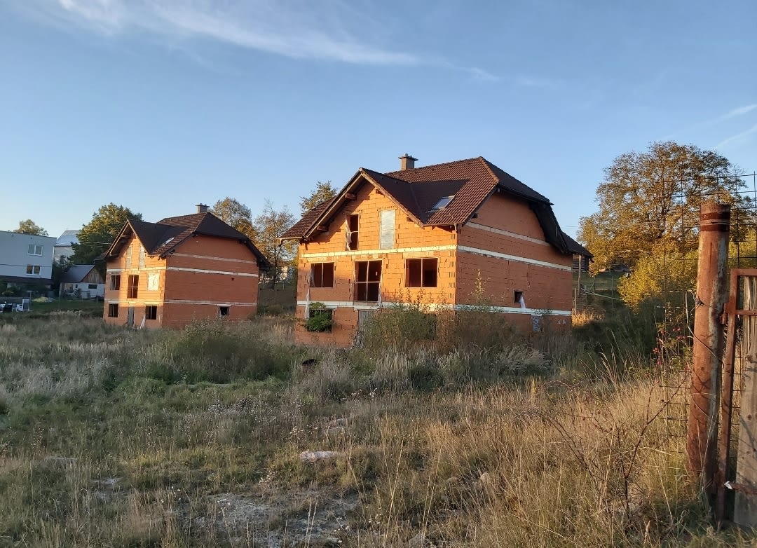 Predám Veľký Slnečný dom v lokalite Močiar