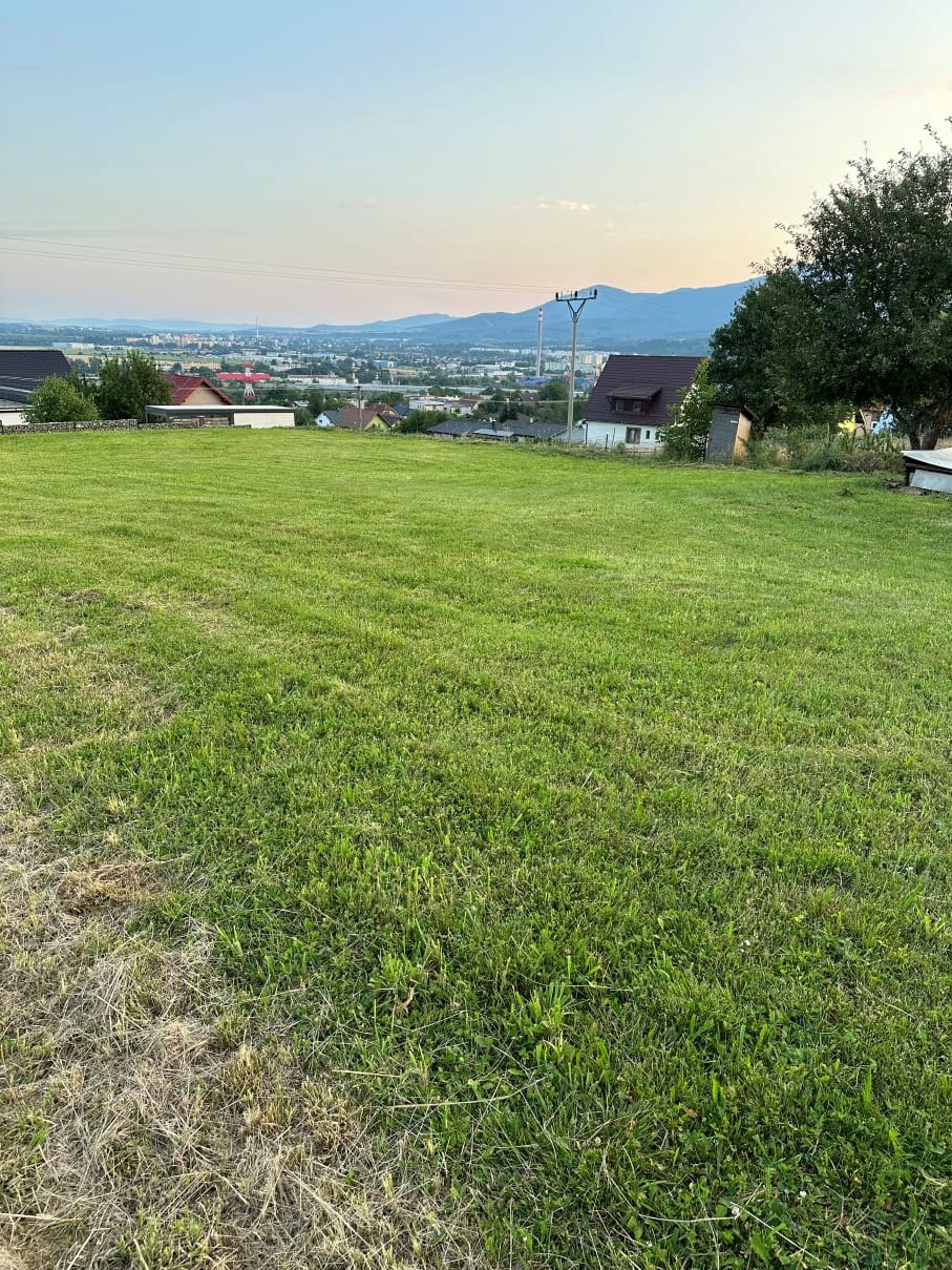 Predám slnečný pozemok v lokalite Turčianske Kľačany